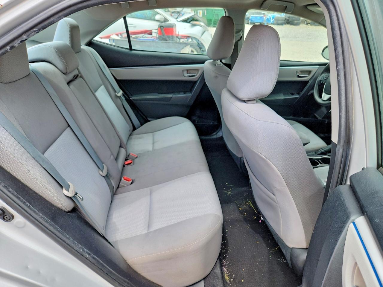 2016 Toyota Corolla Le Silver vin: 2T1BURHE4GC641895