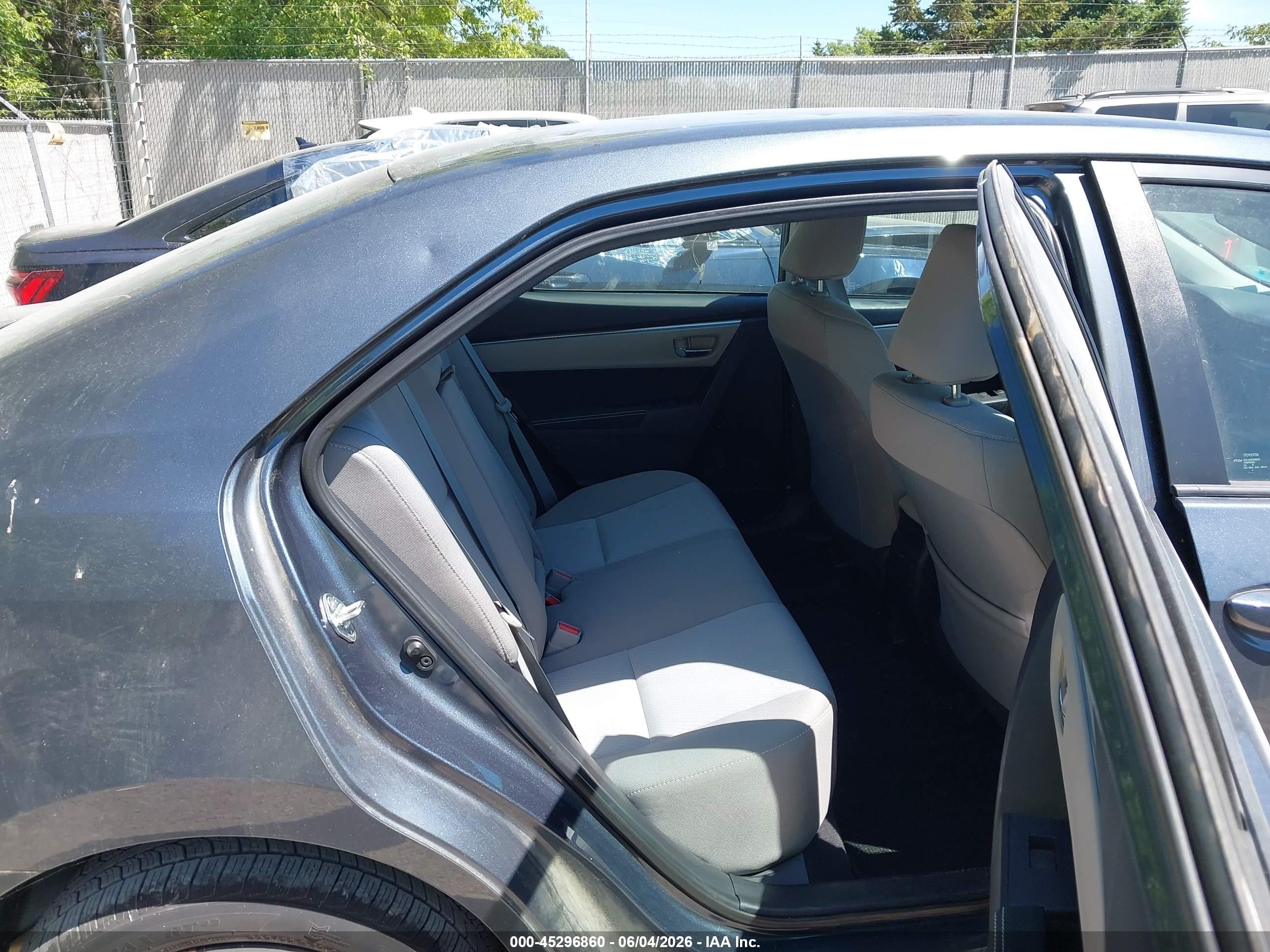 2016 Toyota Corolla Le Blue vin: 2T1BURHE4GC675366