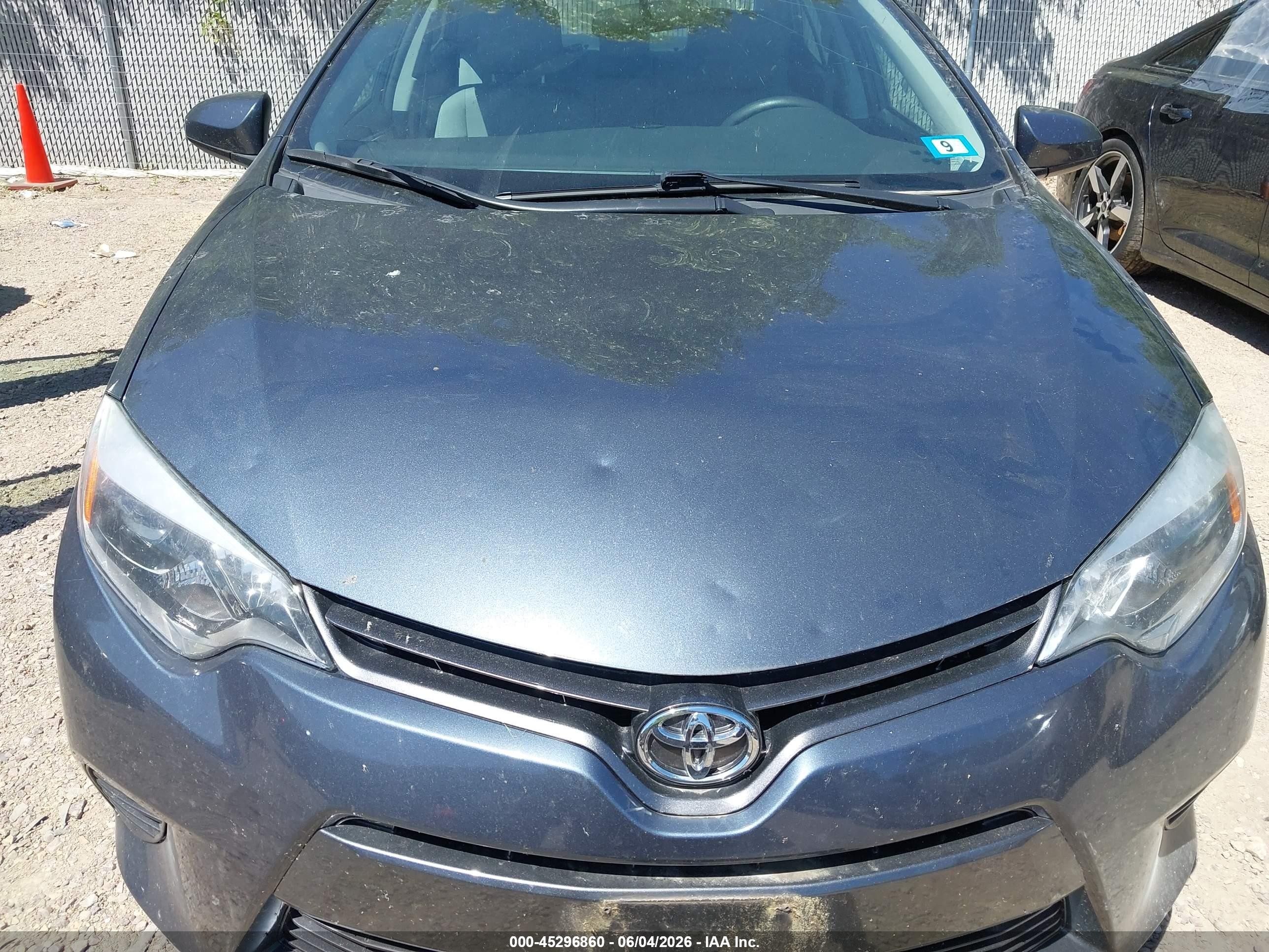 2016 Toyota Corolla Le Blue vin: 2T1BURHE4GC675366