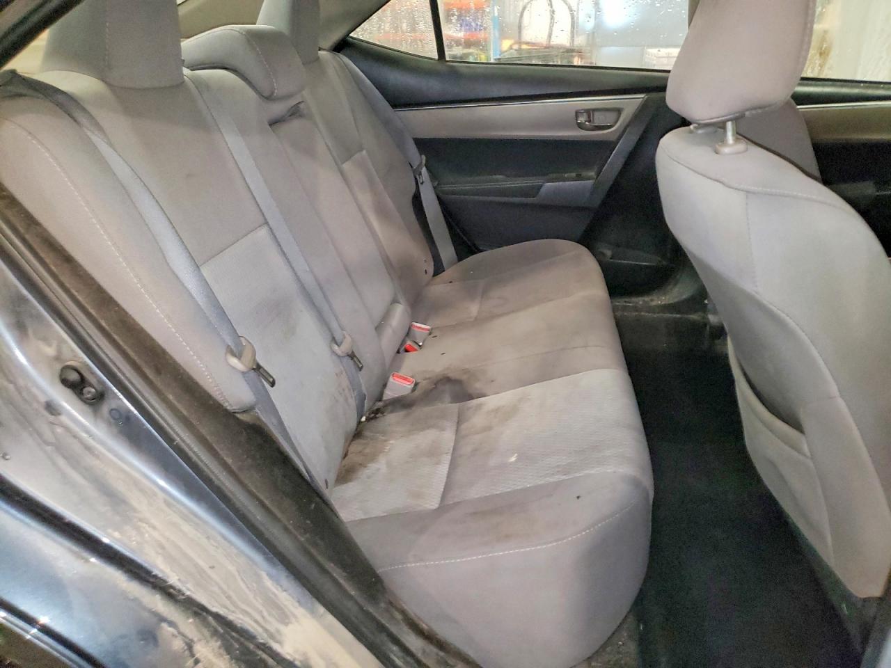 2016 Toyota Corolla Le Gray vin: 2T1BURHE4GC707507