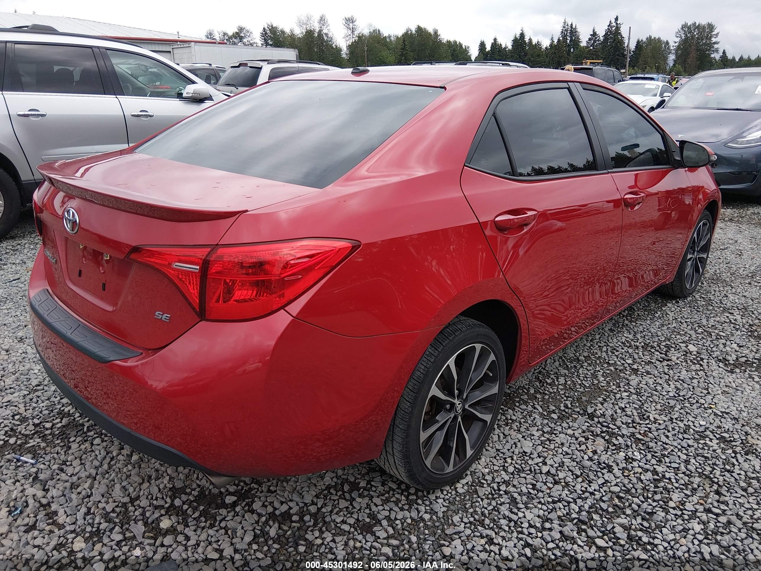 2017 Toyota Corolla Se Red vin: 2T1BURHE4HC844125