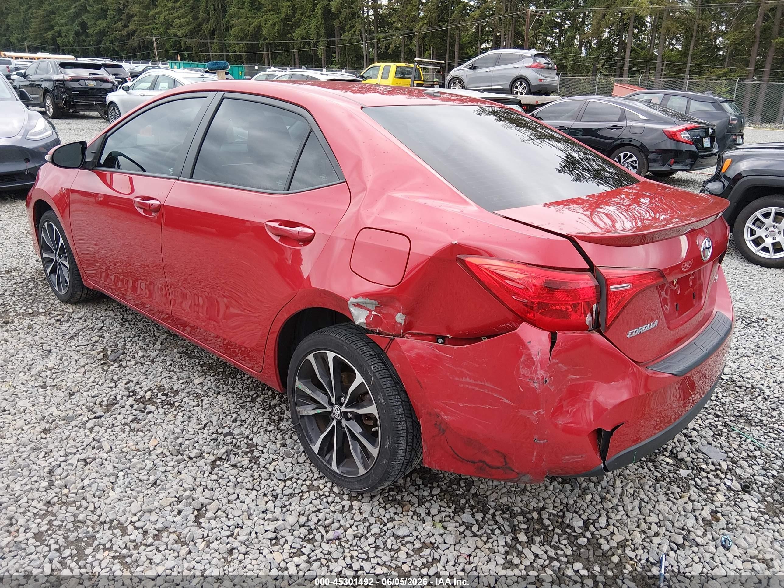 2017 Toyota Corolla Se Red vin: 2T1BURHE4HC844125