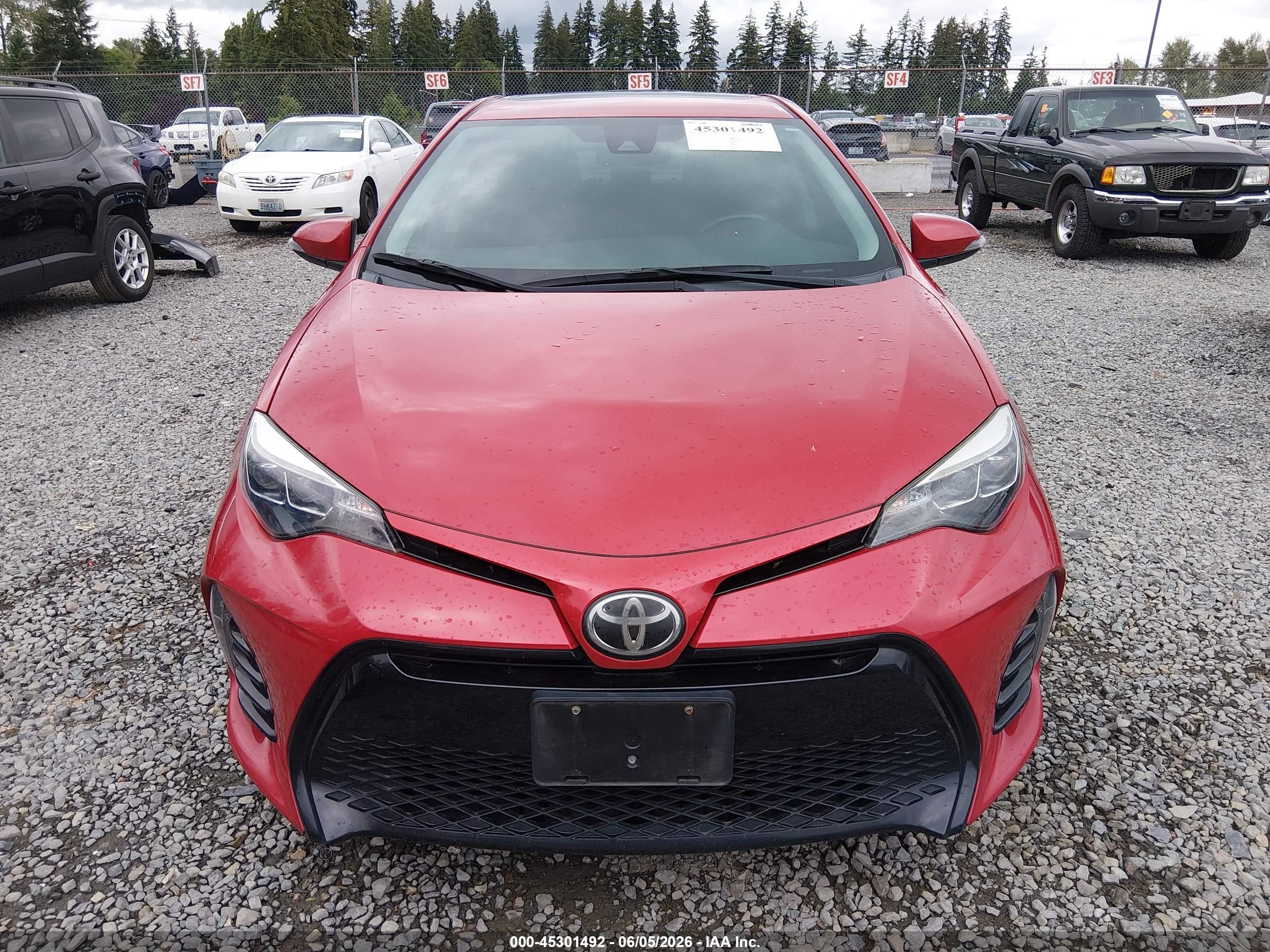 2017 Toyota Corolla Se Red vin: 2T1BURHE4HC844125