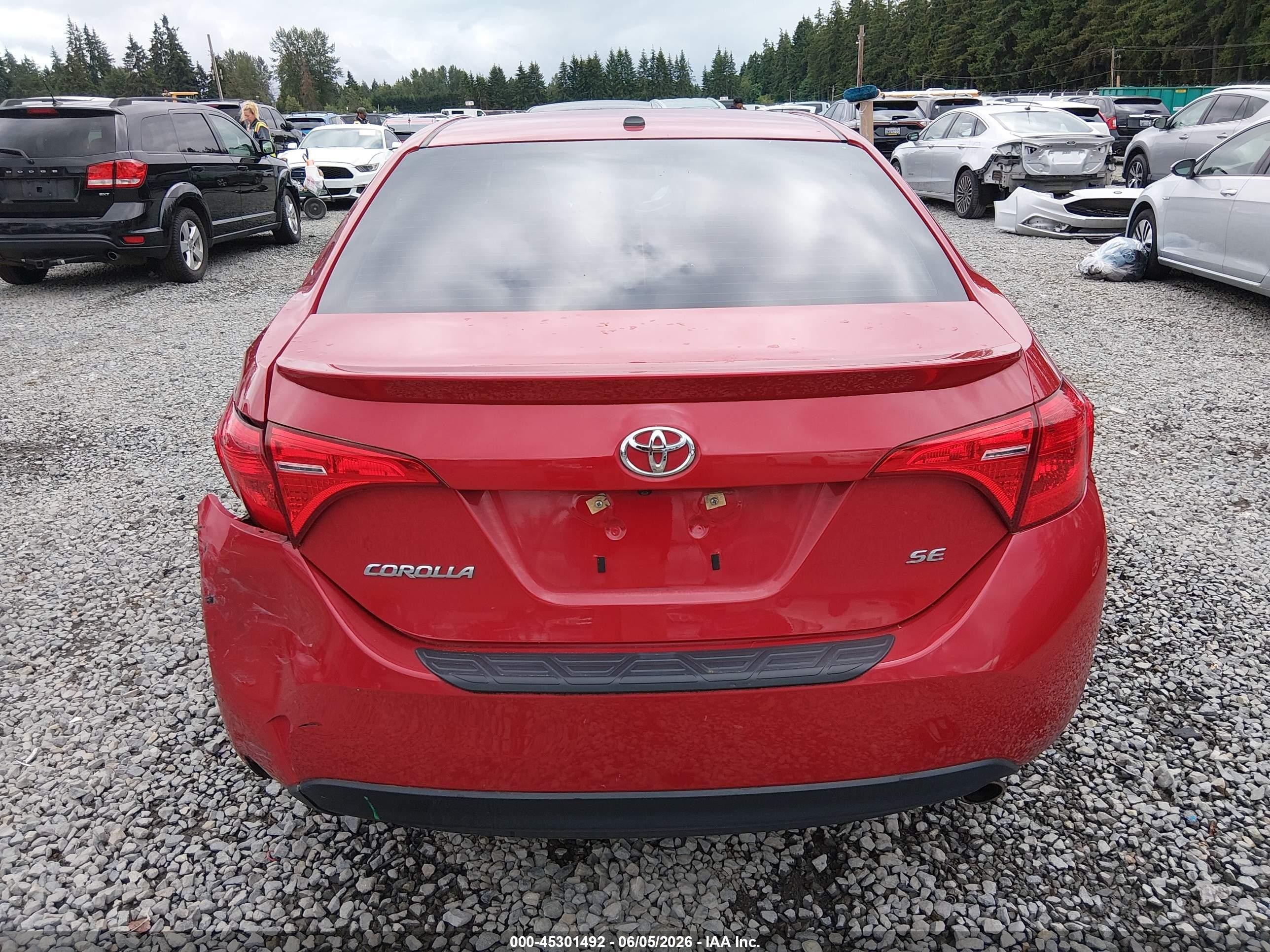 2017 Toyota Corolla Se Red vin: 2T1BURHE4HC844125