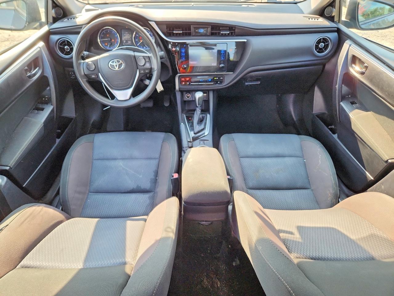 2017 Toyota Corolla Le Gray vin: 2T1BURHE4HC904419
