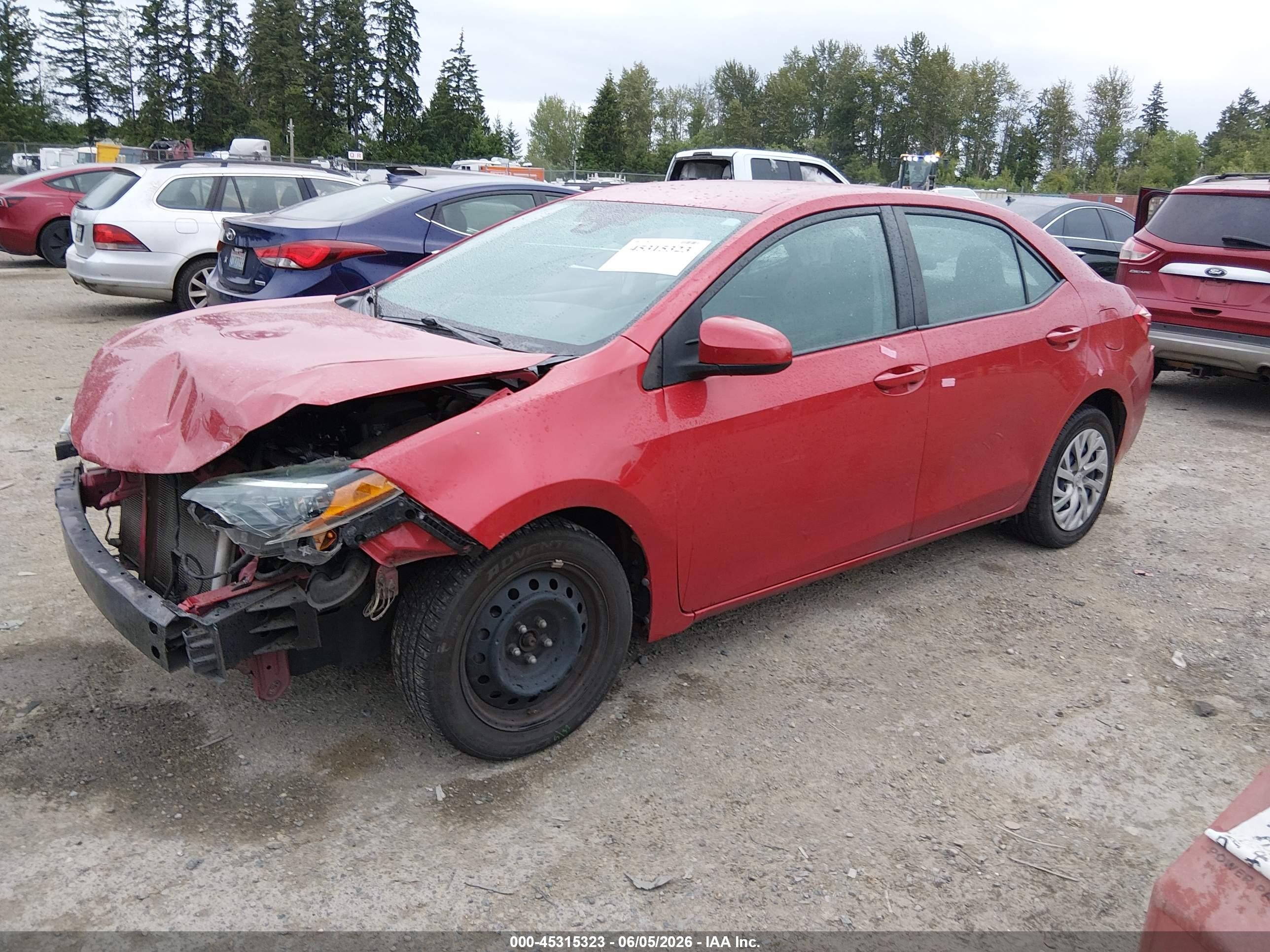 2018 Toyota Corolla Le Бордовый vin: 2T1BURHE4JC068326