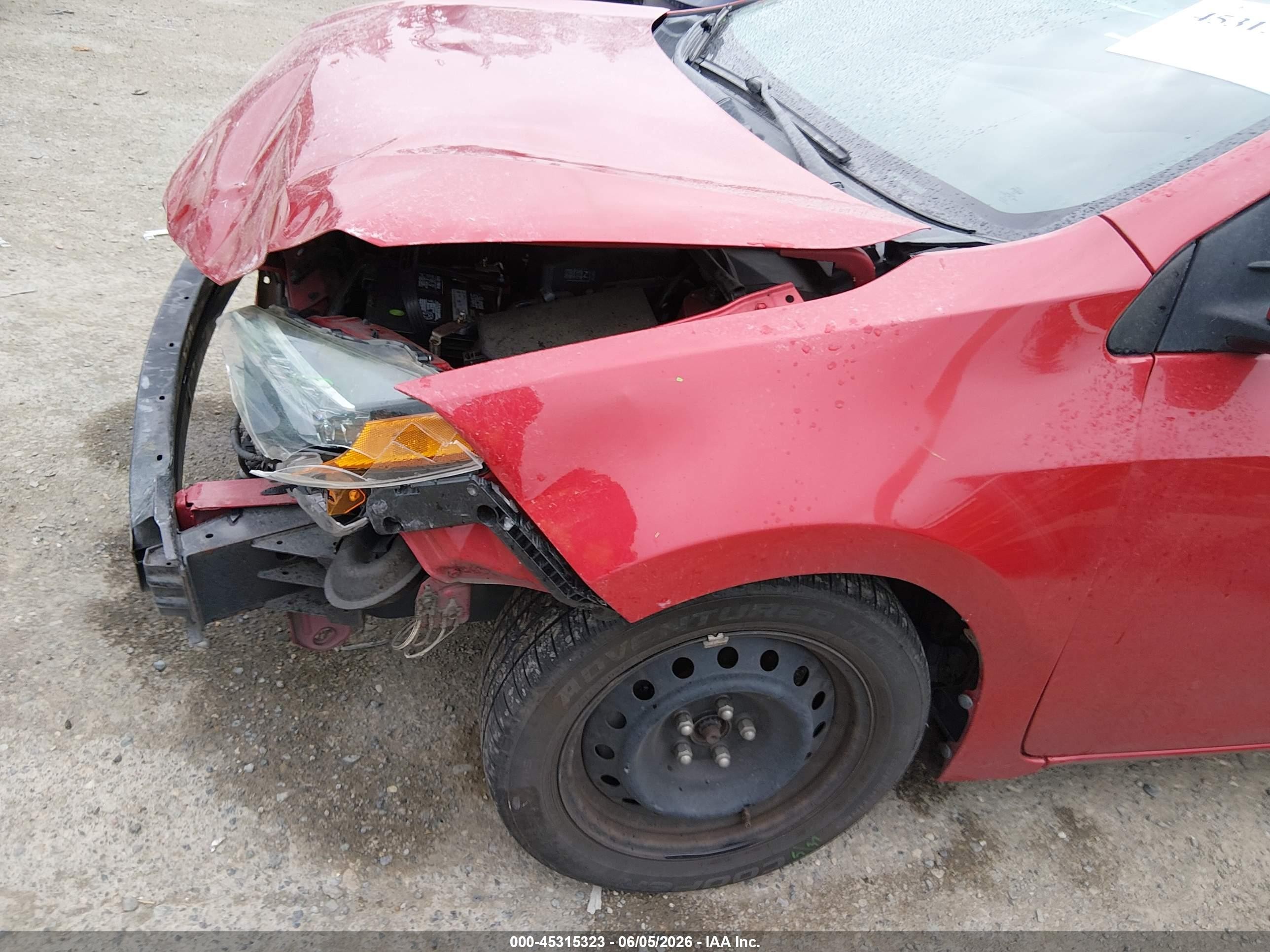 2018 Toyota Corolla Le Бордовый vin: 2T1BURHE4JC068326