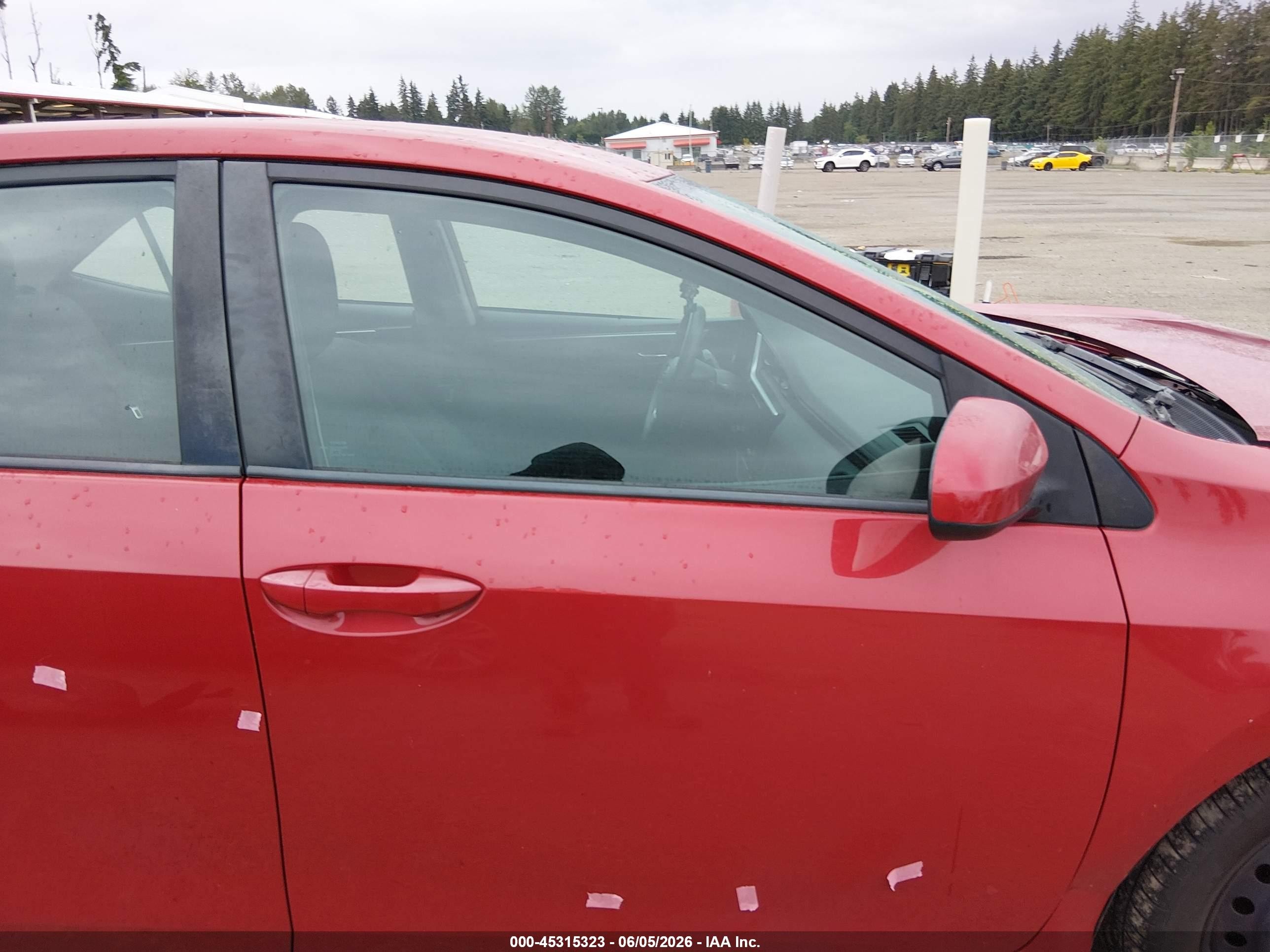 2018 Toyota Corolla Le Бордовый vin: 2T1BURHE4JC068326