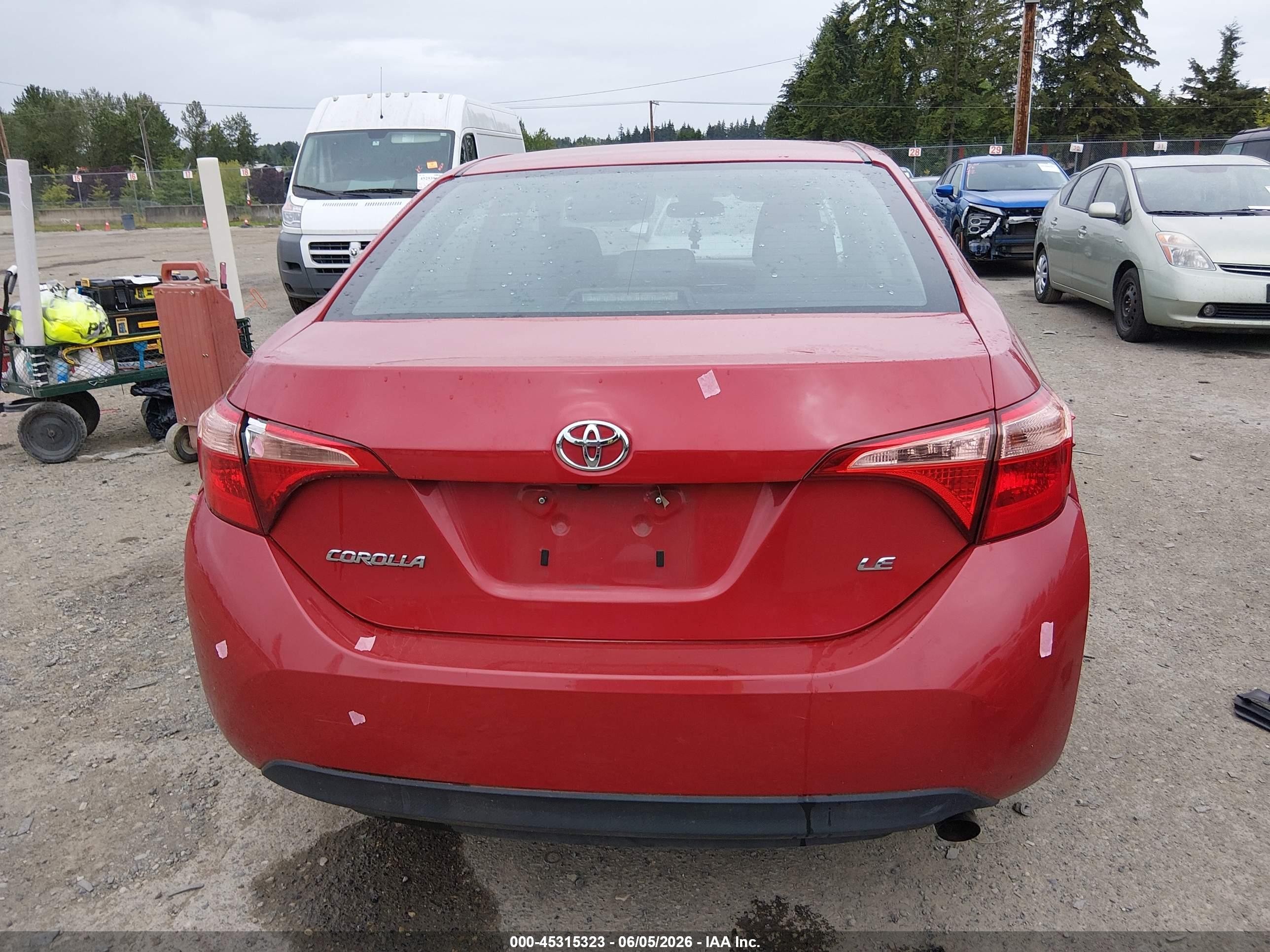 2018 Toyota Corolla Le Бордовый vin: 2T1BURHE4JC068326