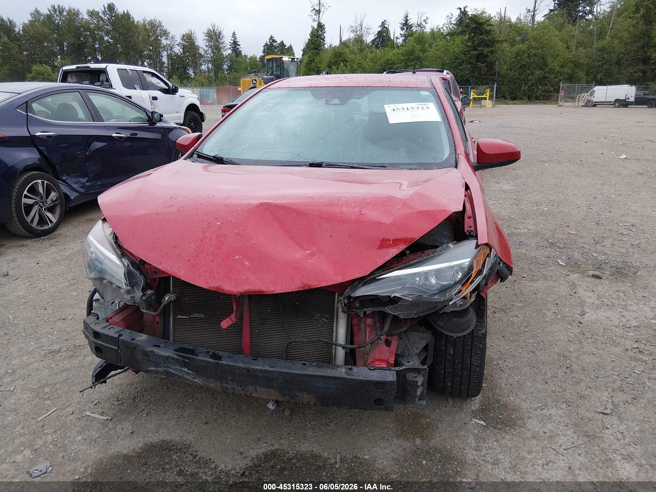 2018 Toyota Corolla Le Бордовый vin: 2T1BURHE4JC068326
