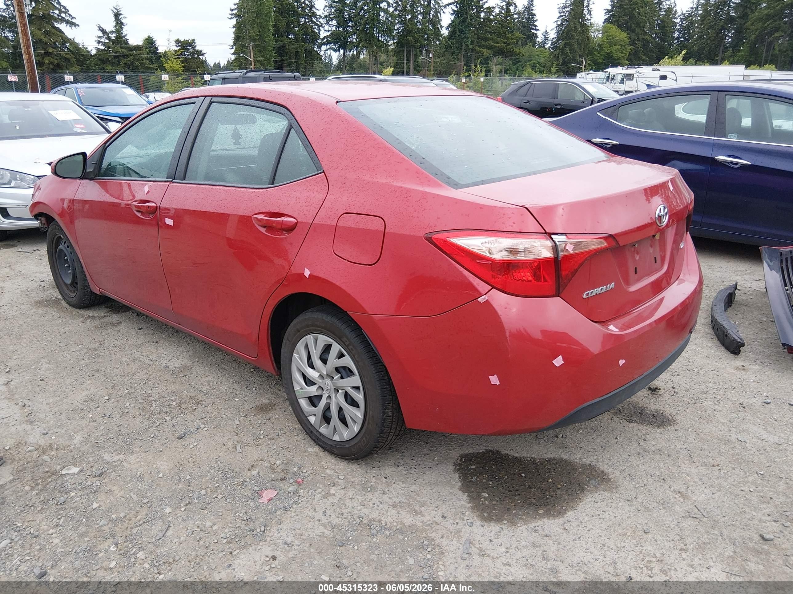 2018 Toyota Corolla Le Бордовый vin: 2T1BURHE4JC068326