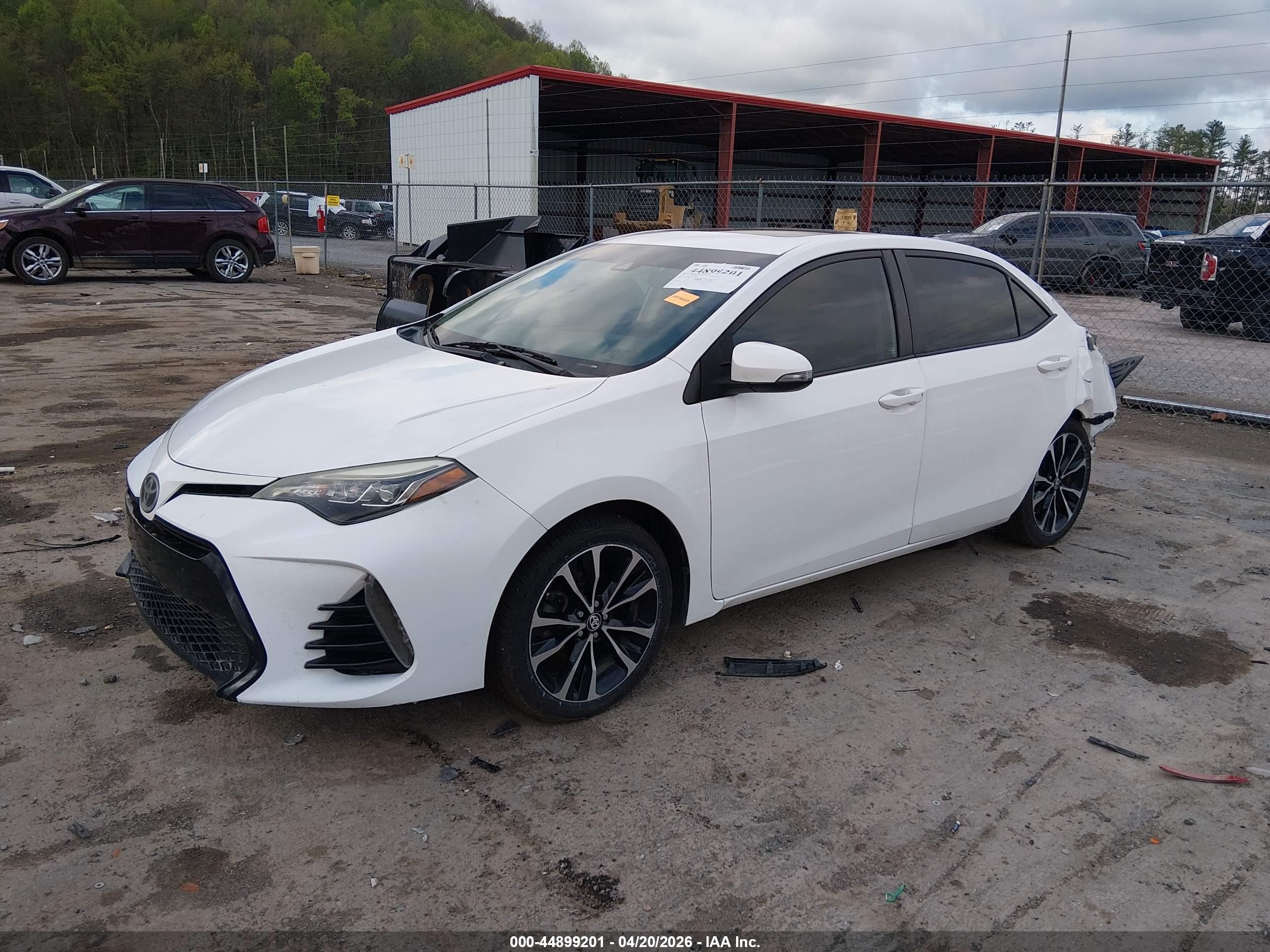 2018 Toyota Corolla Se White vin: 2T1BURHE4JC973620