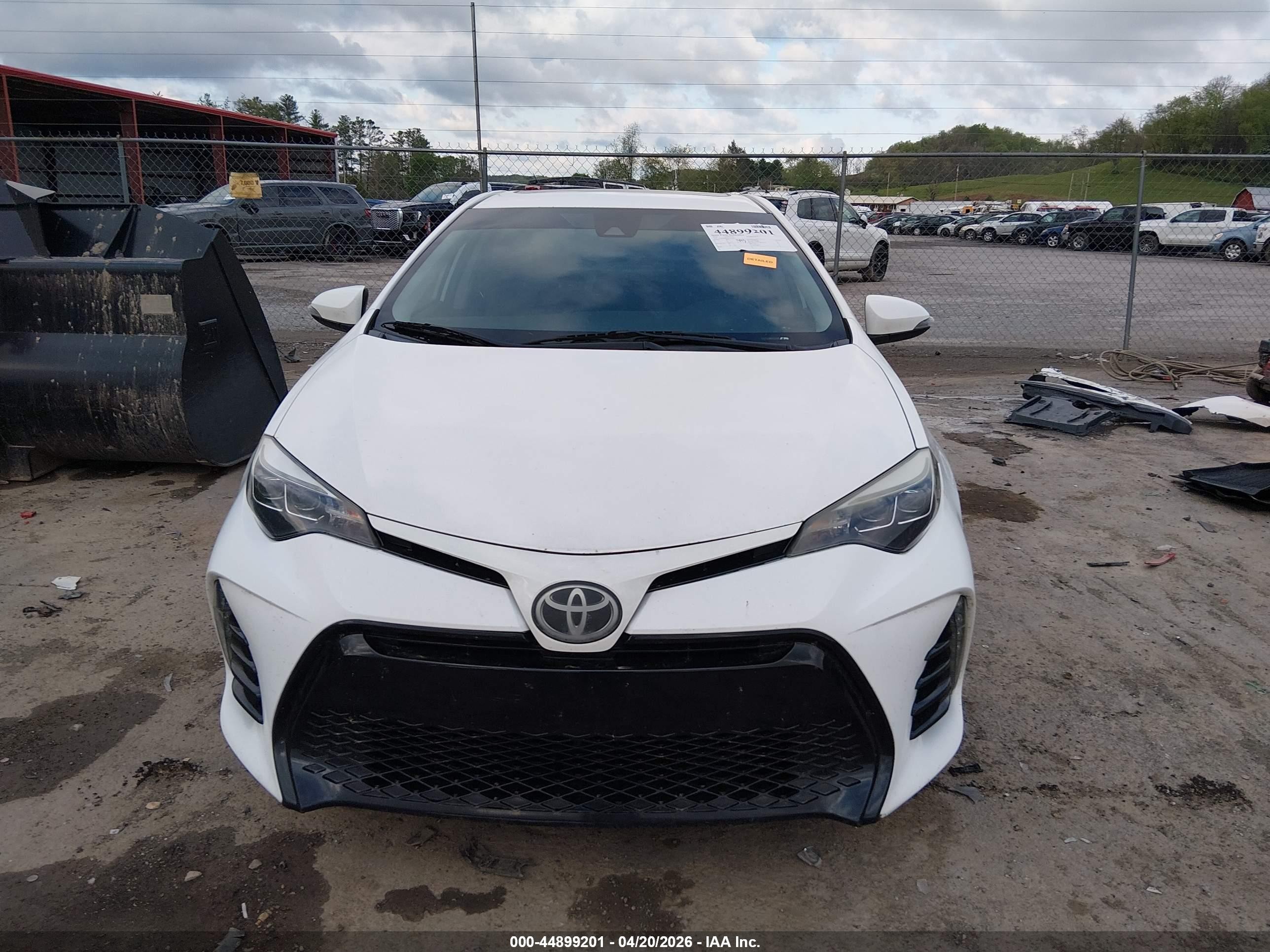2018 Toyota Corolla Se White vin: 2T1BURHE4JC973620