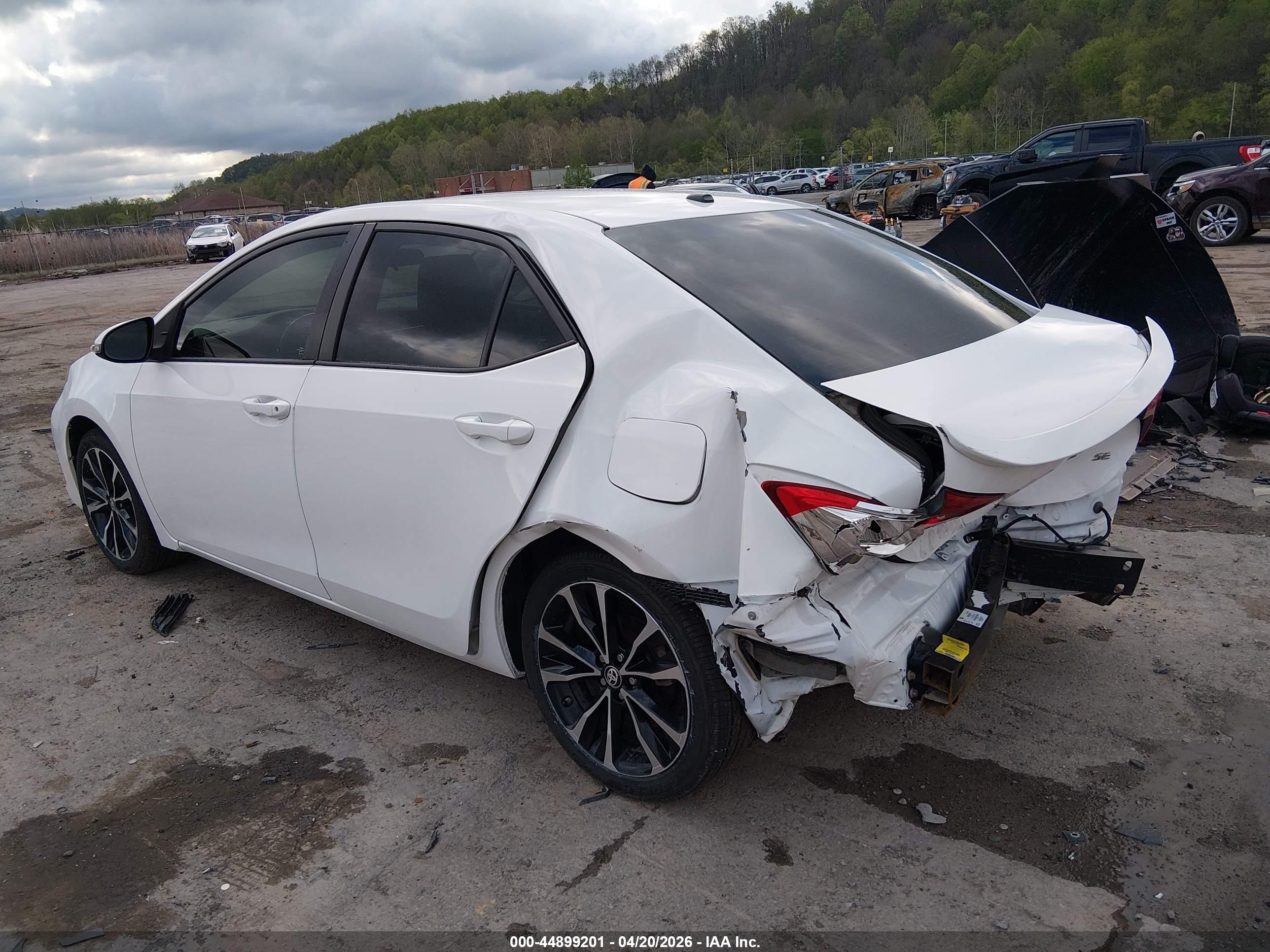 2018 Toyota Corolla Se White vin: 2T1BURHE4JC973620