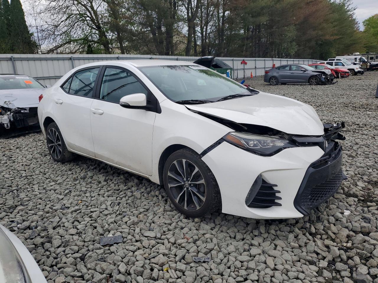2019 Toyota Corolla Se White vin: 2T1BURHE4KC143673