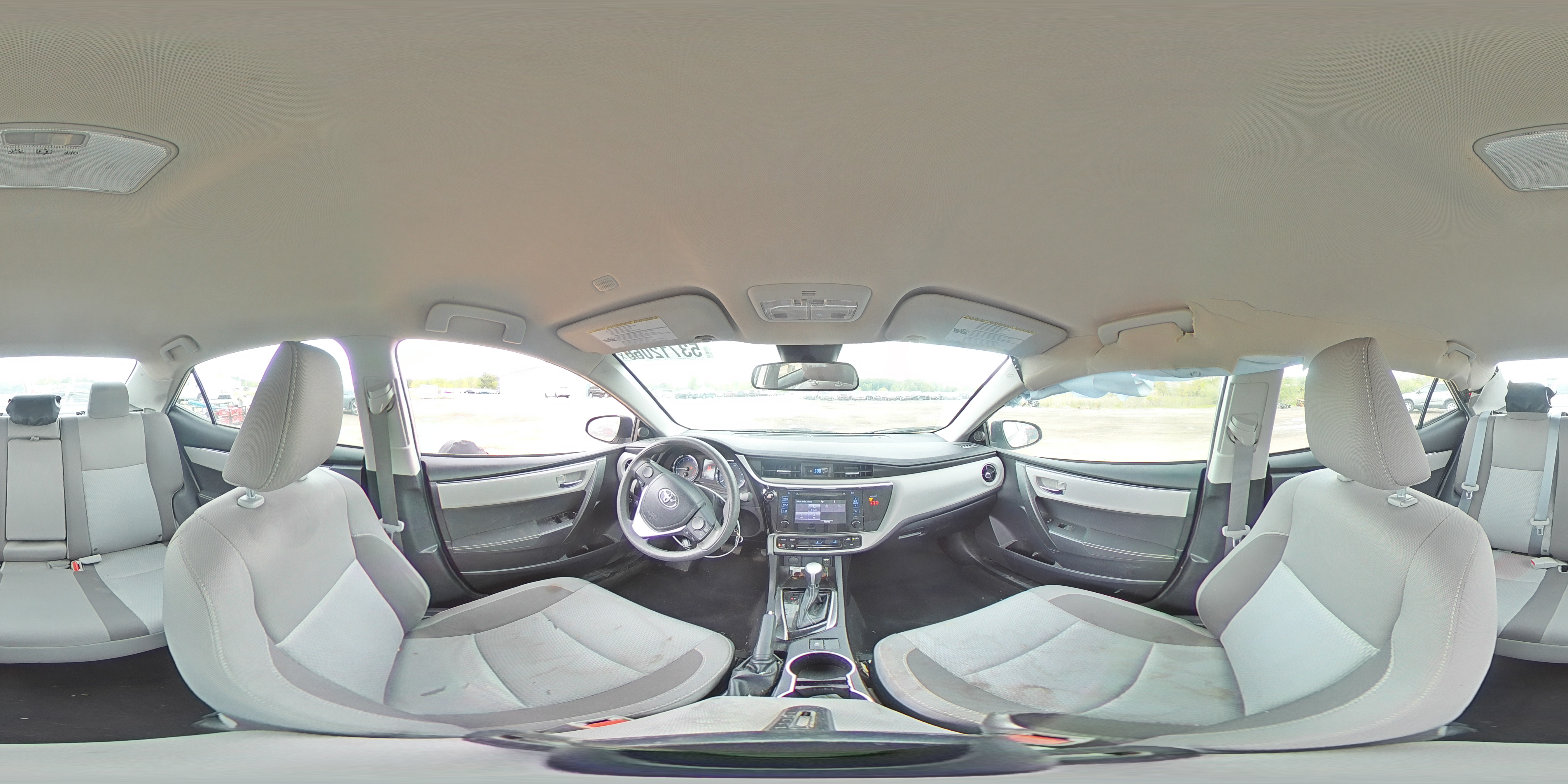 2019 Toyota Corolla Le Silver vin: 2T1BURHE4KC154401