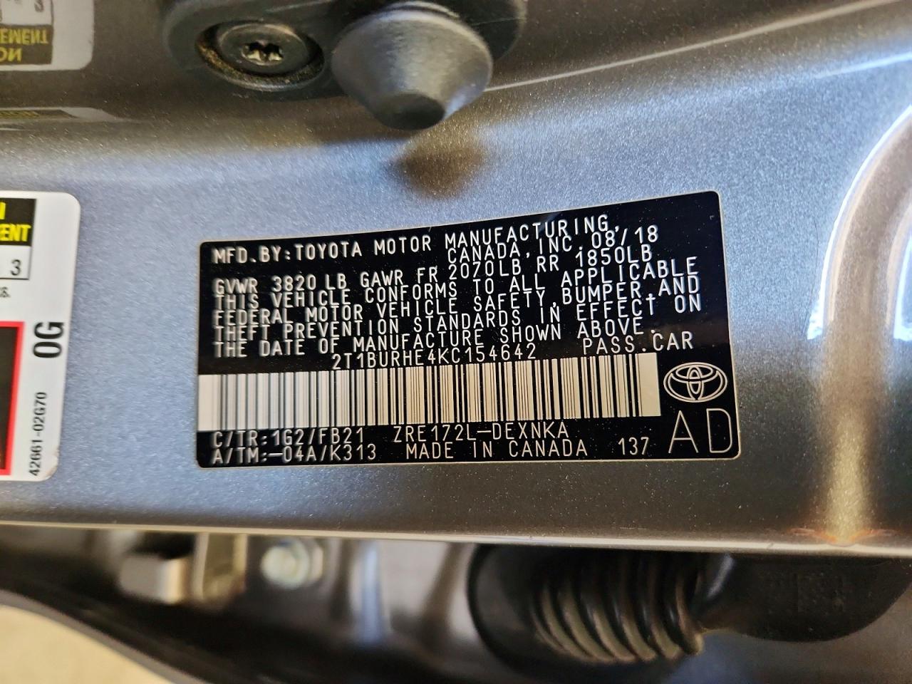 2019 Toyota Corolla Le Brown vin: 2T1BURHE4KC154642