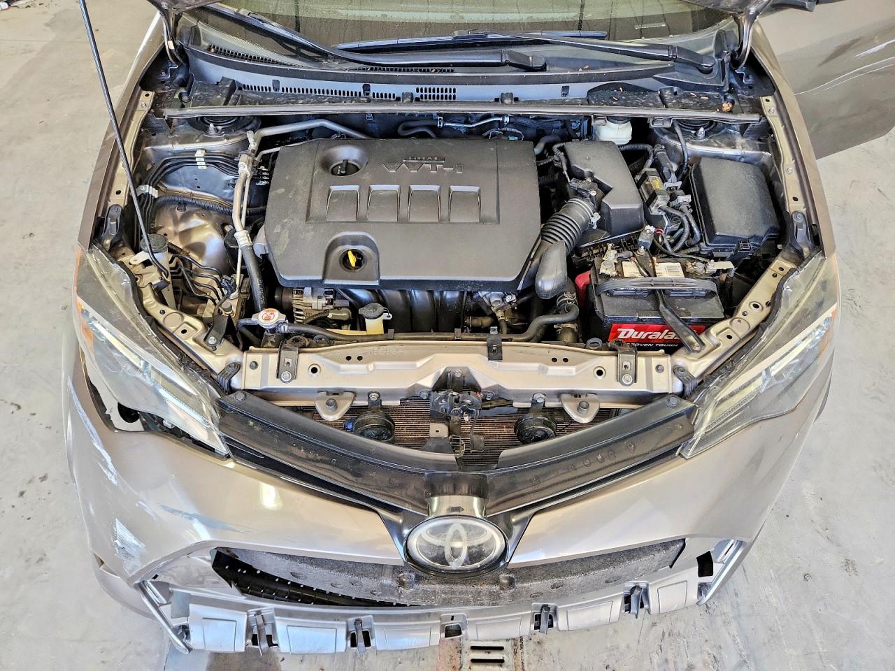 2019 Toyota Corolla Le Brown vin: 2T1BURHE4KC154642