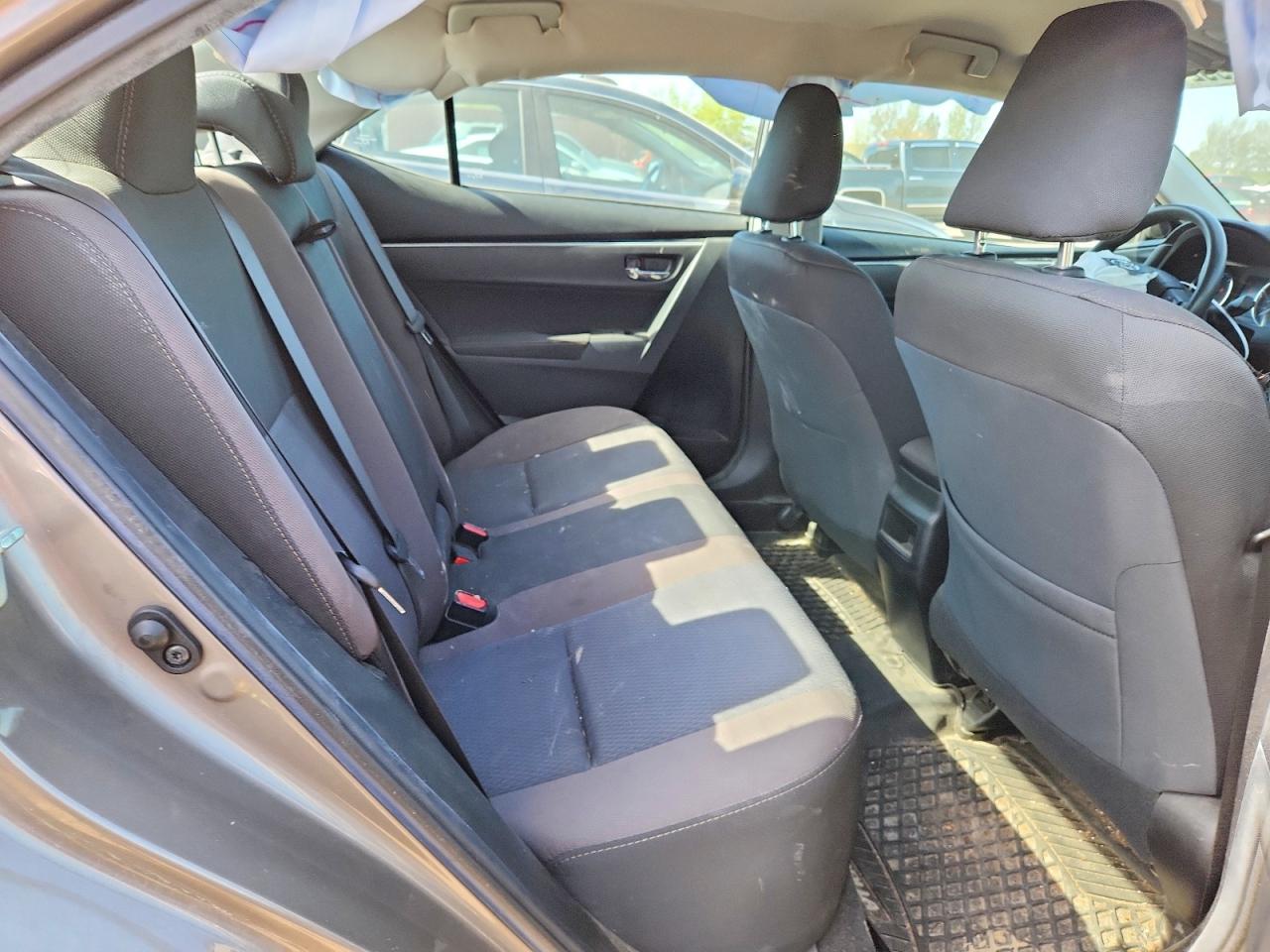 2019 Toyota Corolla L Серый vin: 2T1BURHE4KC179542