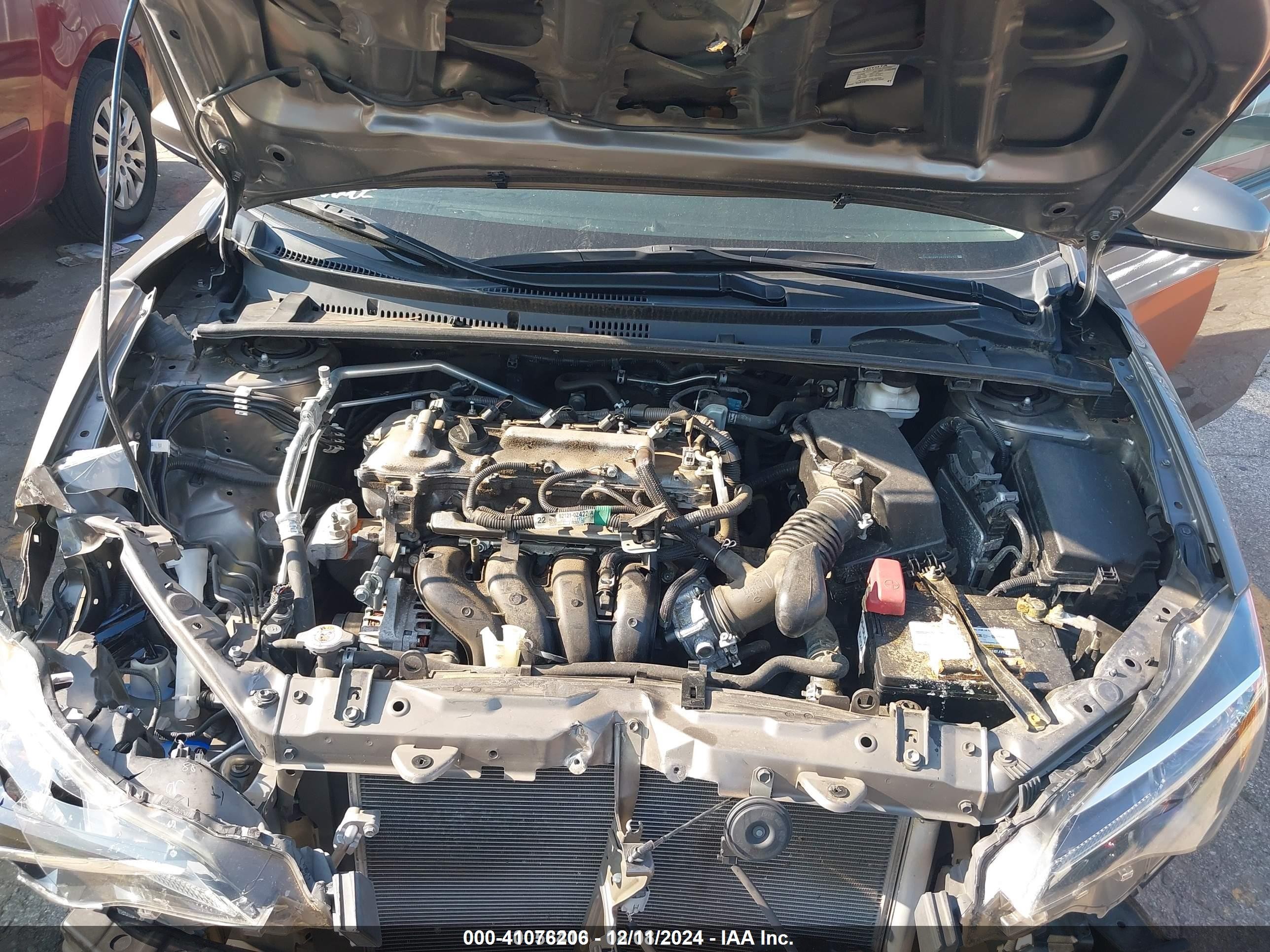 2019 Toyota Corolla Le Gray vin: 2T1BURHE4KC221417