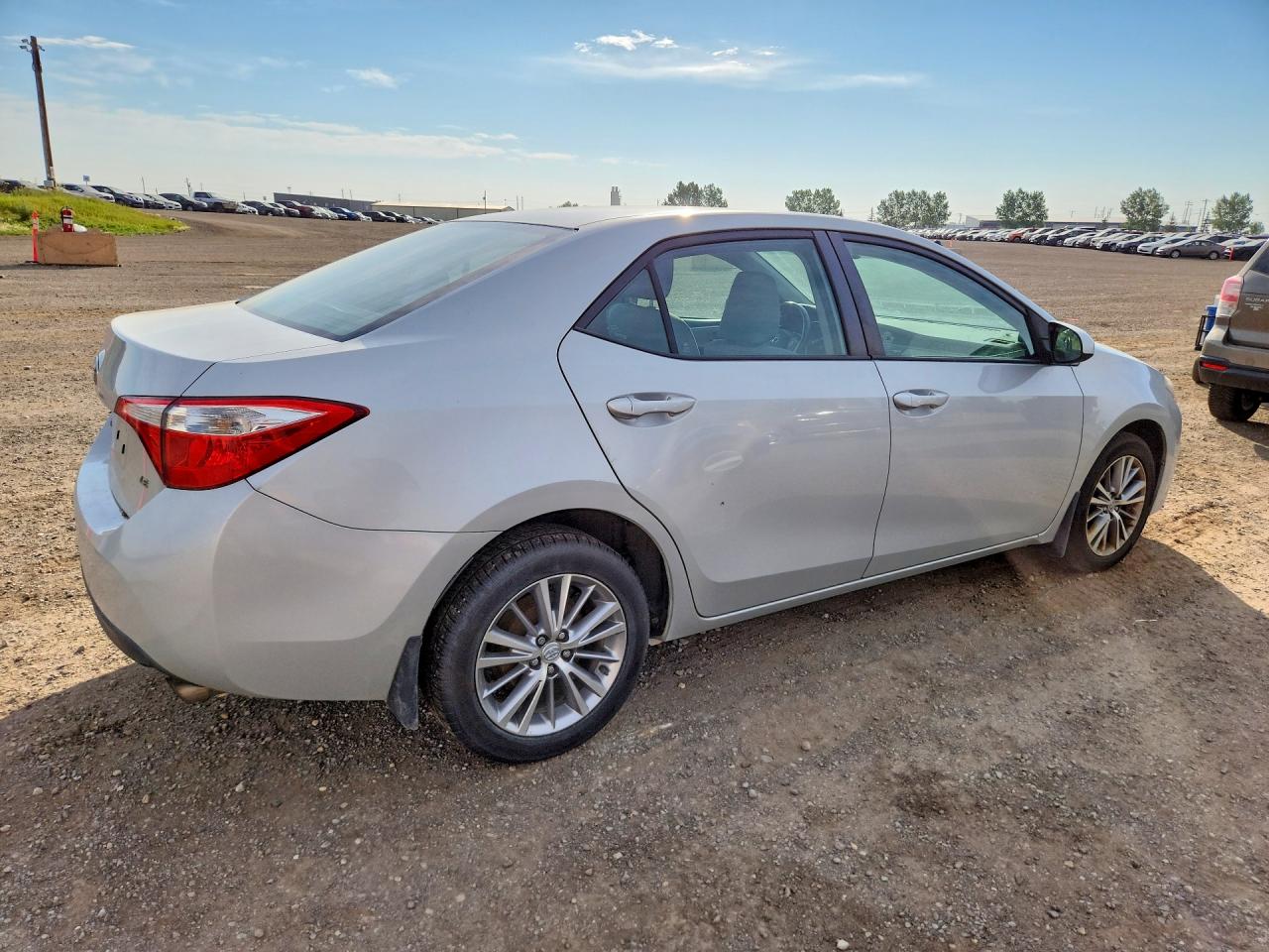 2014 Toyota Corolla L Silver vin: 2T1BURHE5EC000235