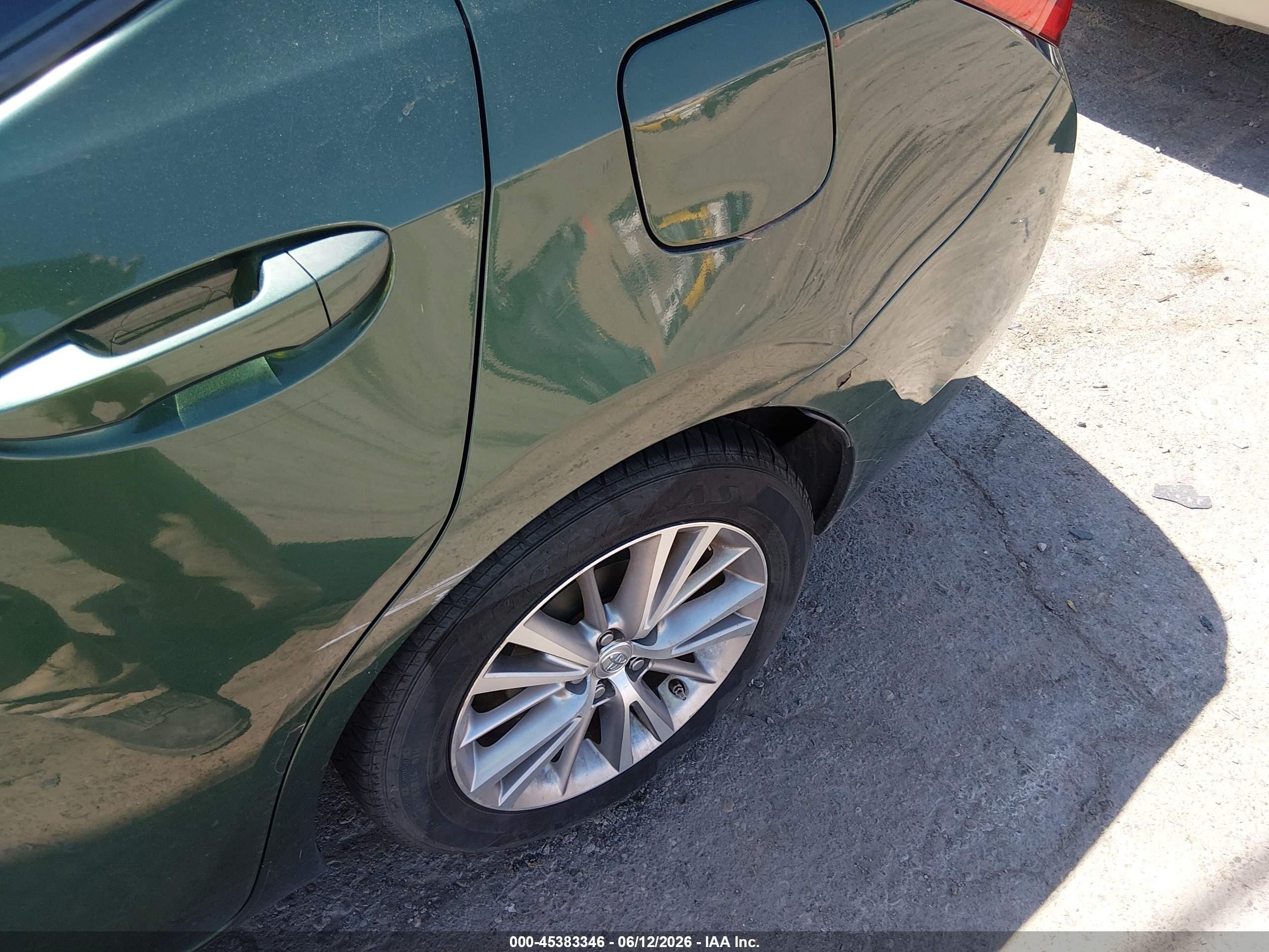 2014 Toyota Corolla Le Plus Зеленый vin: 2T1BURHE5EC008917