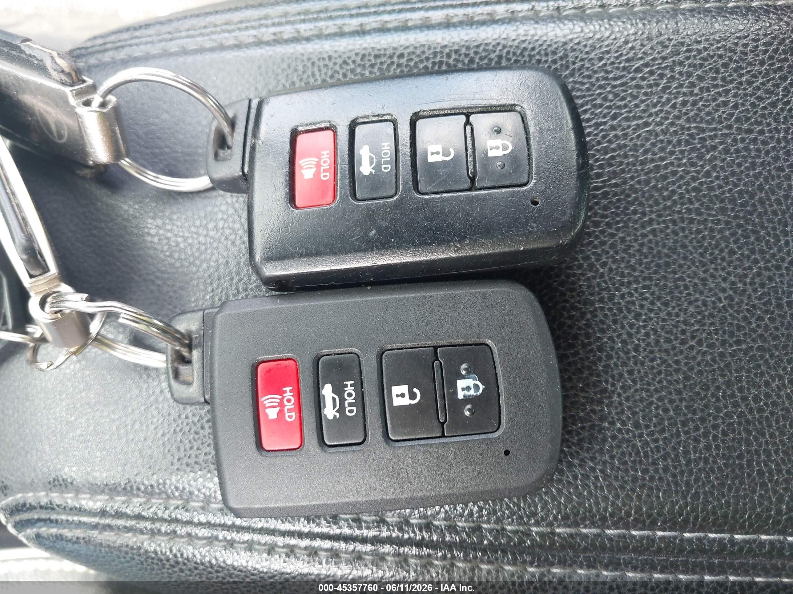 2014 Toyota Corolla S Plus Черный vin: 2T1BURHE5EC011428