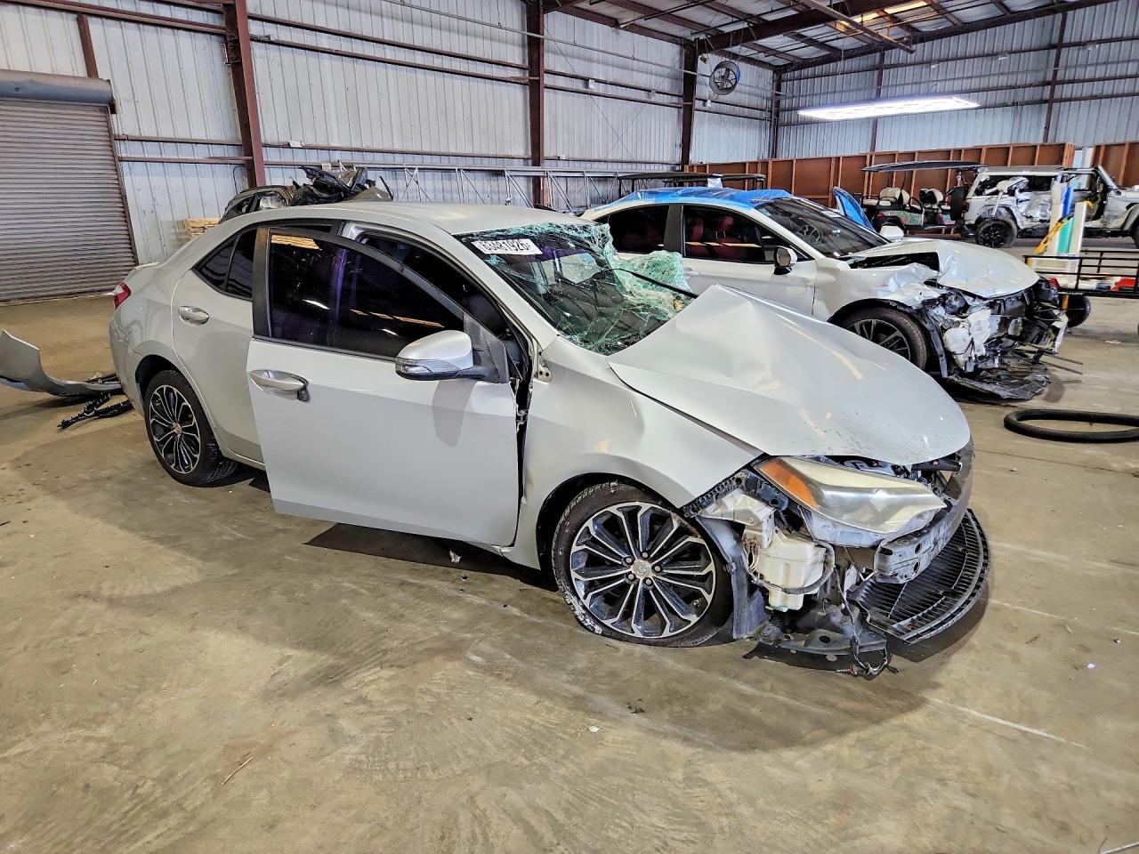 2014 Toyota Corolla S Plus Silver vin: 2T1BURHE5EC012790