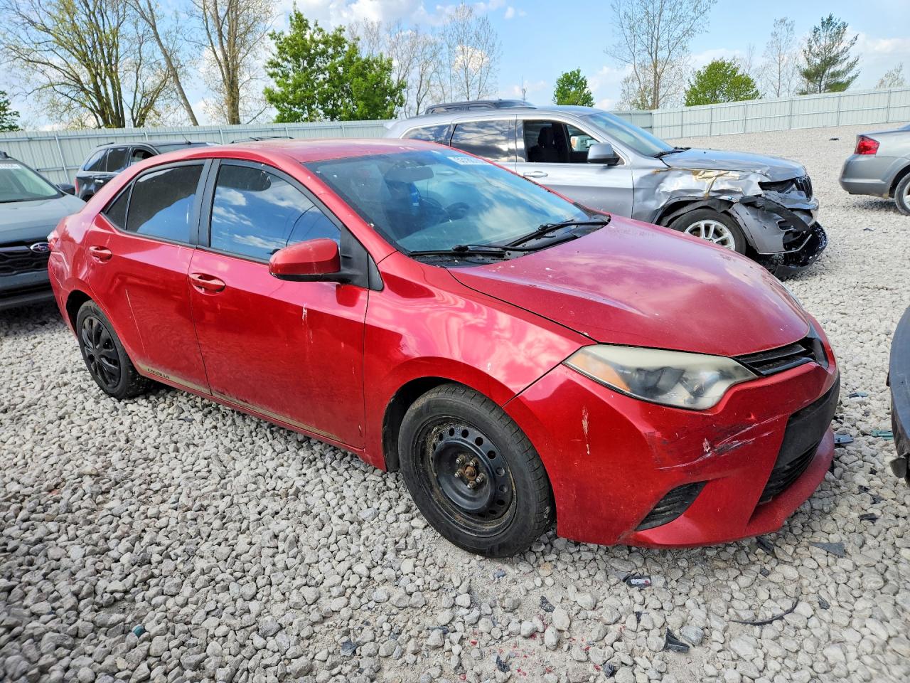 2014 Toyota Corolla Le Red vin: 2T1BURHE5EC017360