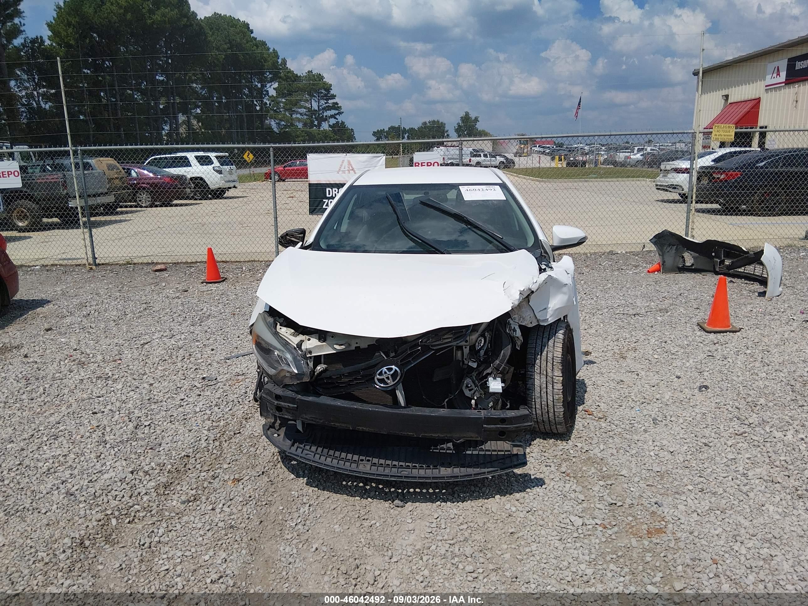 2014 Toyota Corolla S White vin: 2T1BURHE5EC020338