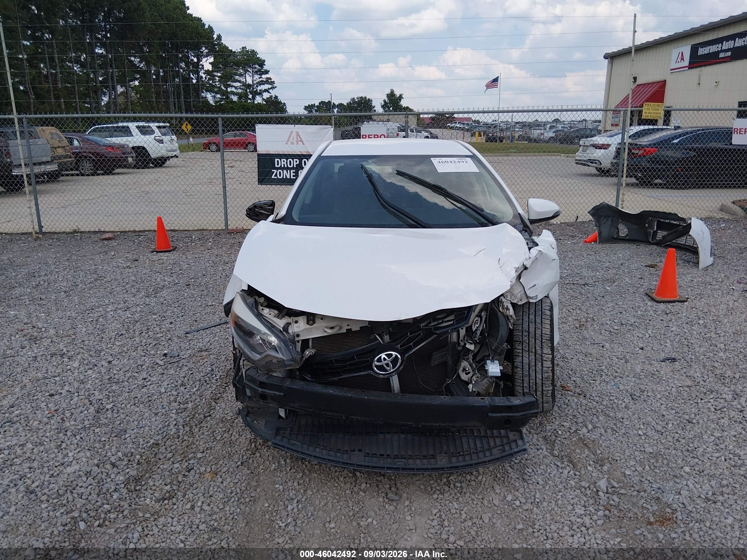 2014 Toyota Corolla S White vin: 2T1BURHE5EC020338