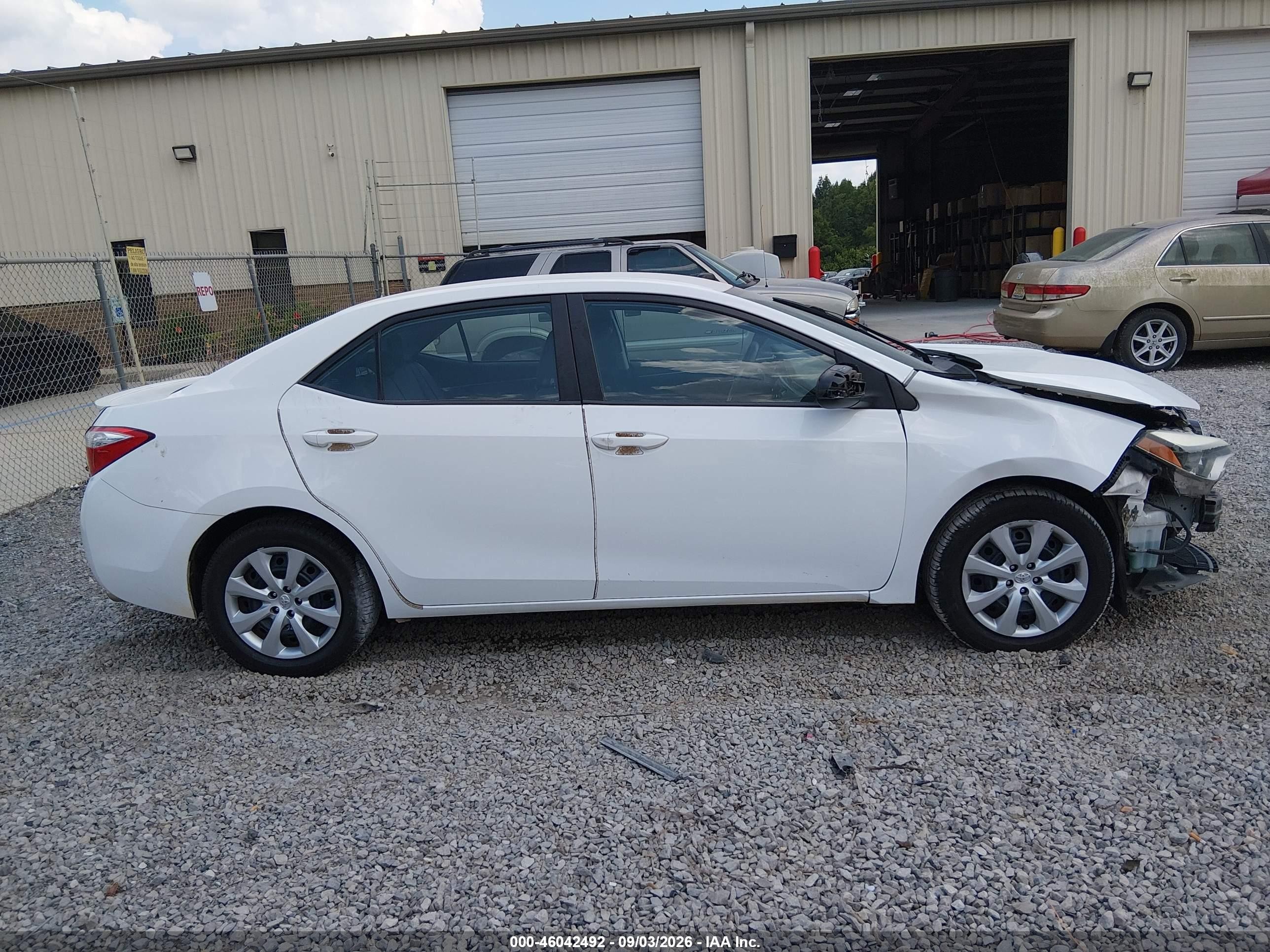 2014 Toyota Corolla S White vin: 2T1BURHE5EC020338