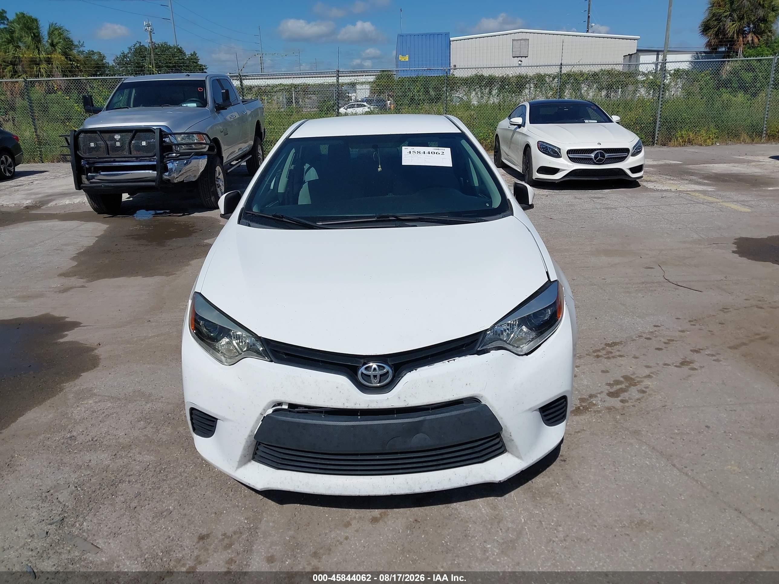 2014 Toyota Corolla Le Белый vin: 2T1BURHE5EC025135