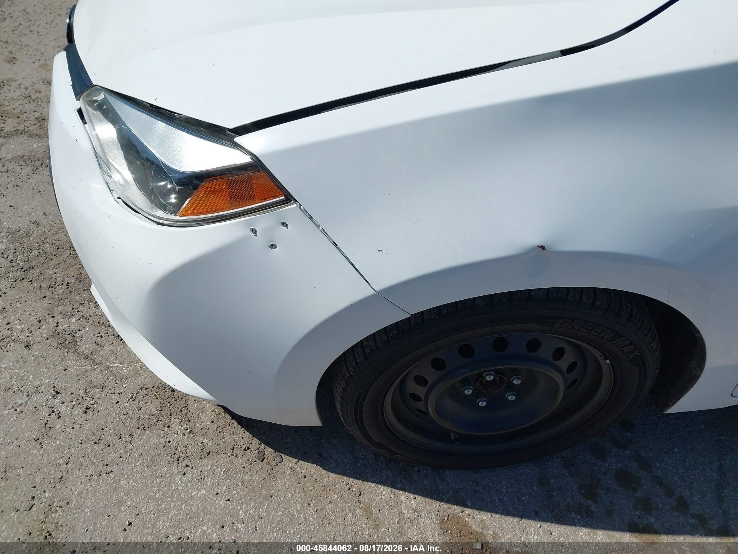 2014 Toyota Corolla Le Белый vin: 2T1BURHE5EC025135