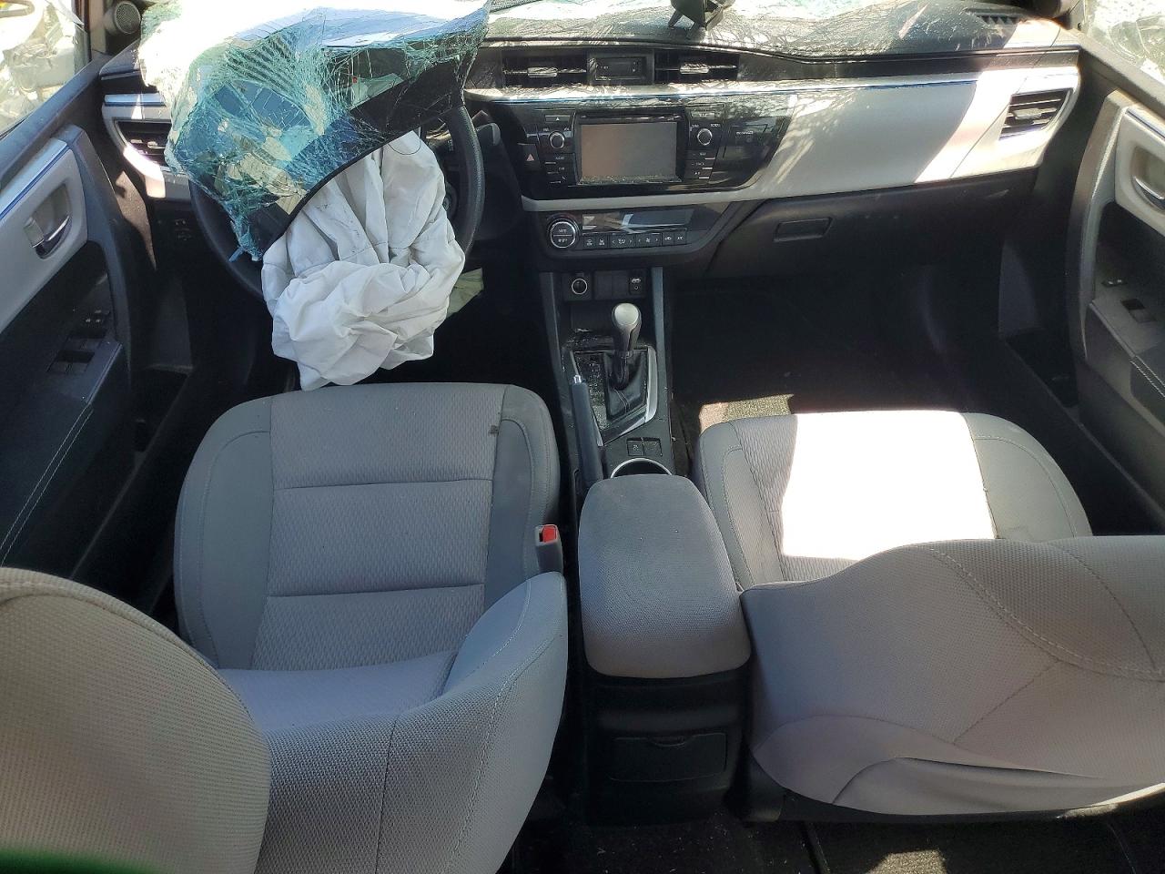 2014 Toyota Corolla Le Green vin: 2T1BURHE5EC025846