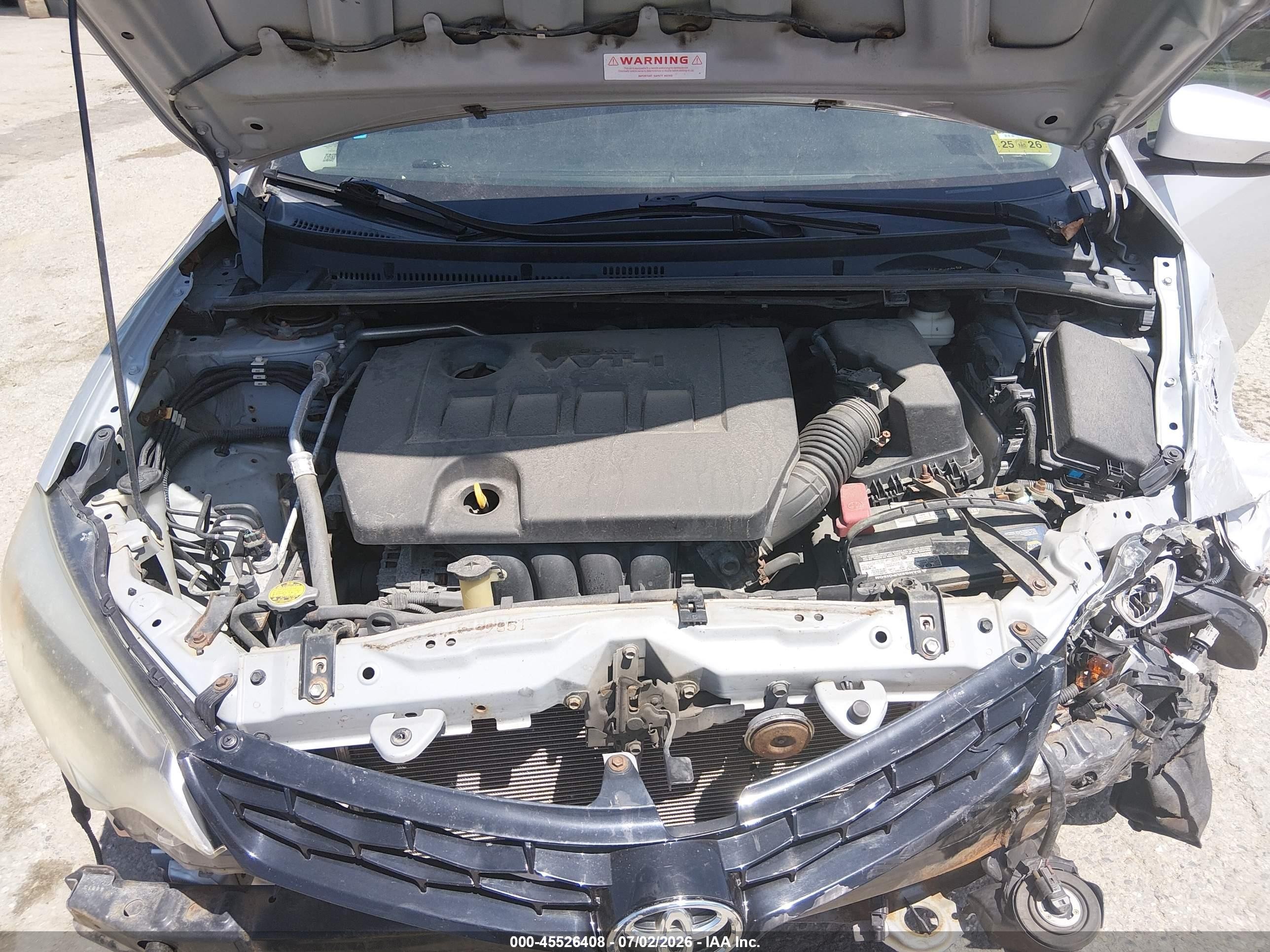 2014 Toyota Corolla S Plus Silver vin: 2T1BURHE5EC027001