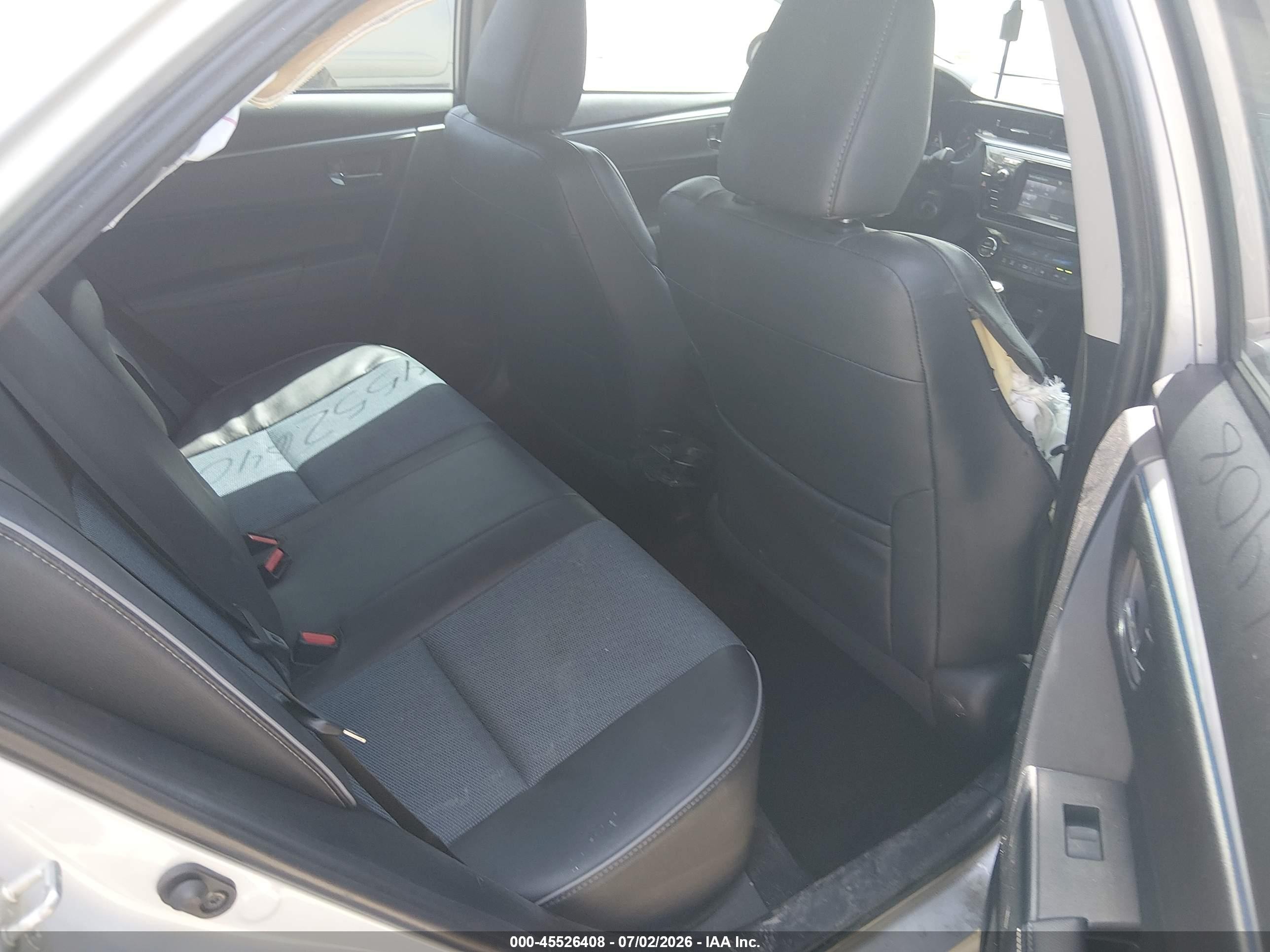 2014 Toyota Corolla S Plus Silver vin: 2T1BURHE5EC027001
