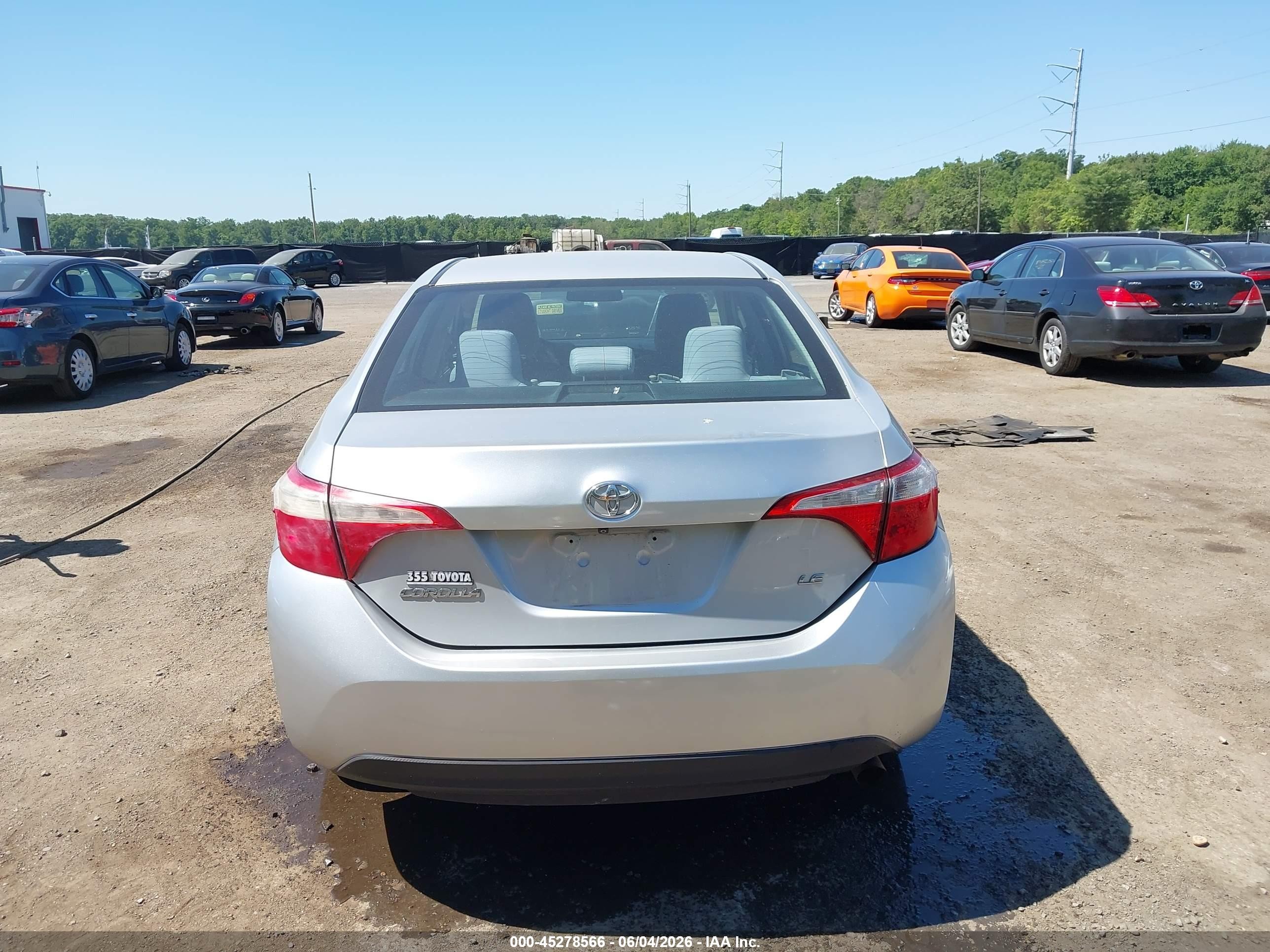 2014 Toyota Corolla Le Silver vin: 2T1BURHE5EC028570