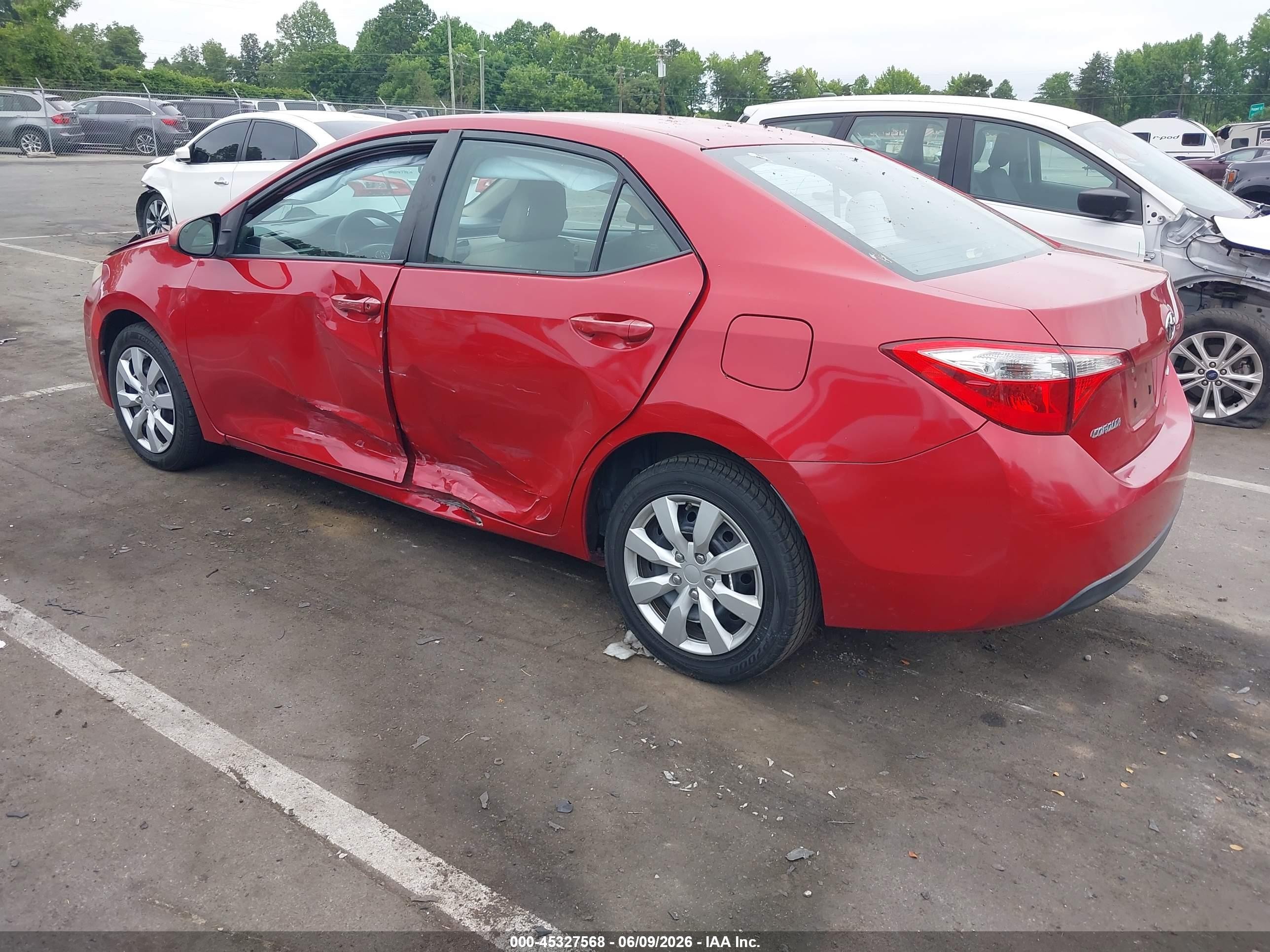 2014 Toyota Corolla Le Red vin: 2T1BURHE5EC030397
