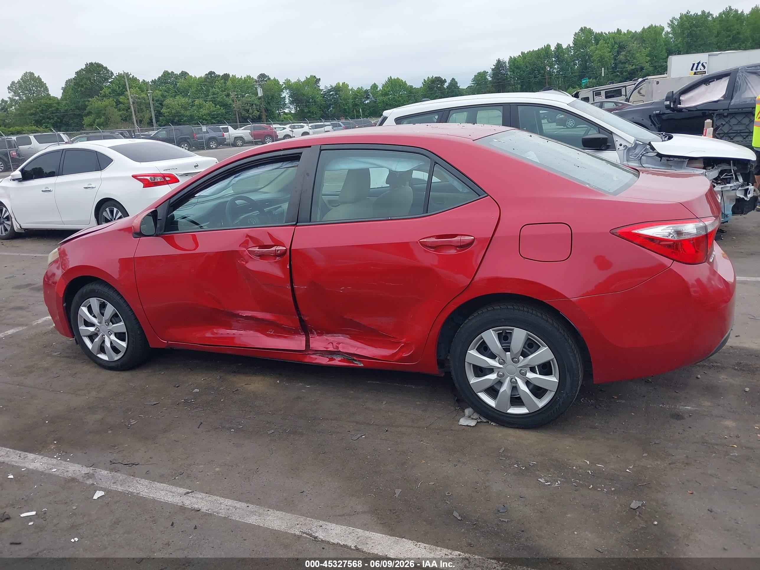 2014 Toyota Corolla Le Red vin: 2T1BURHE5EC030397