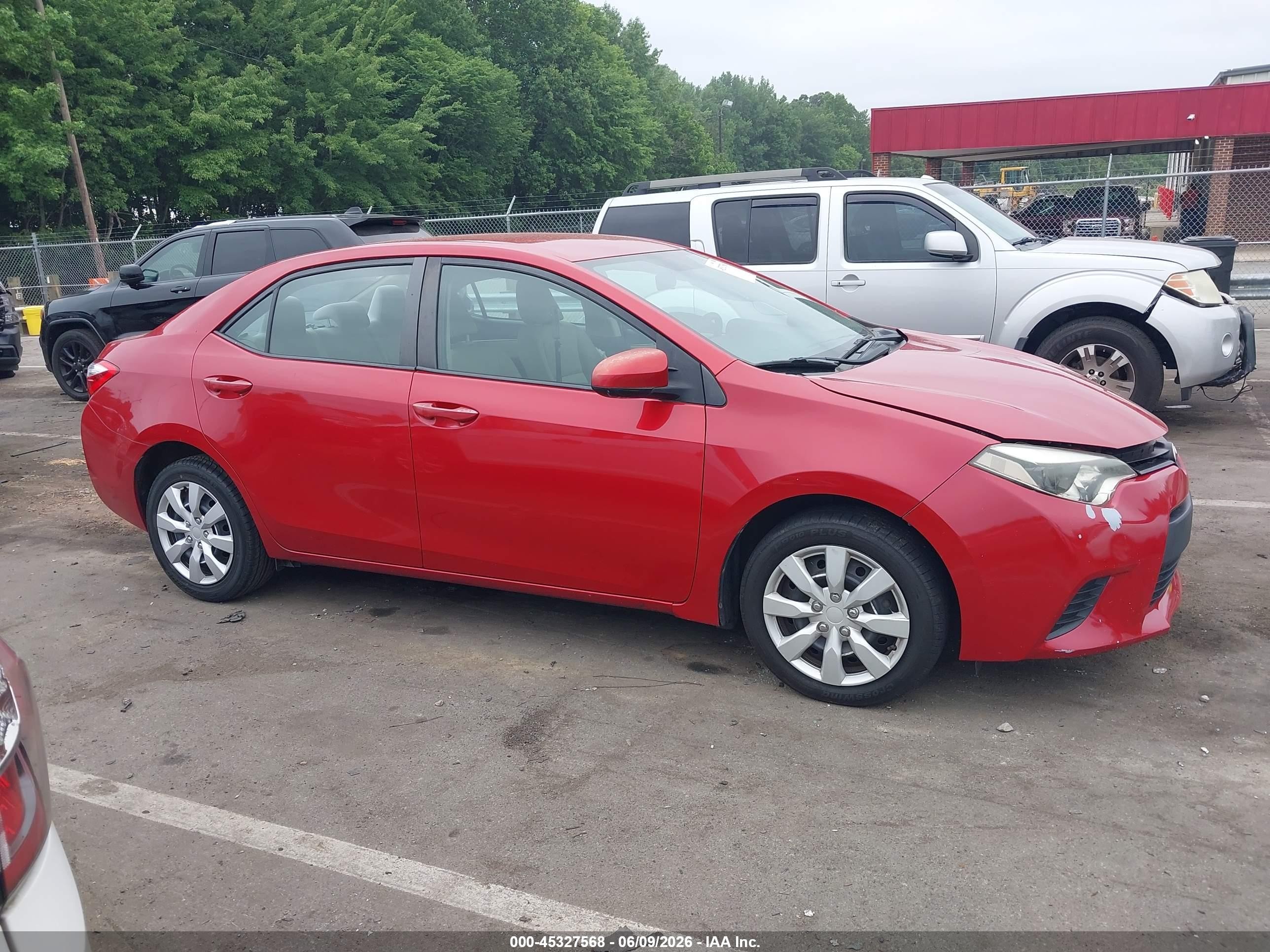 2014 Toyota Corolla Le Red vin: 2T1BURHE5EC030397