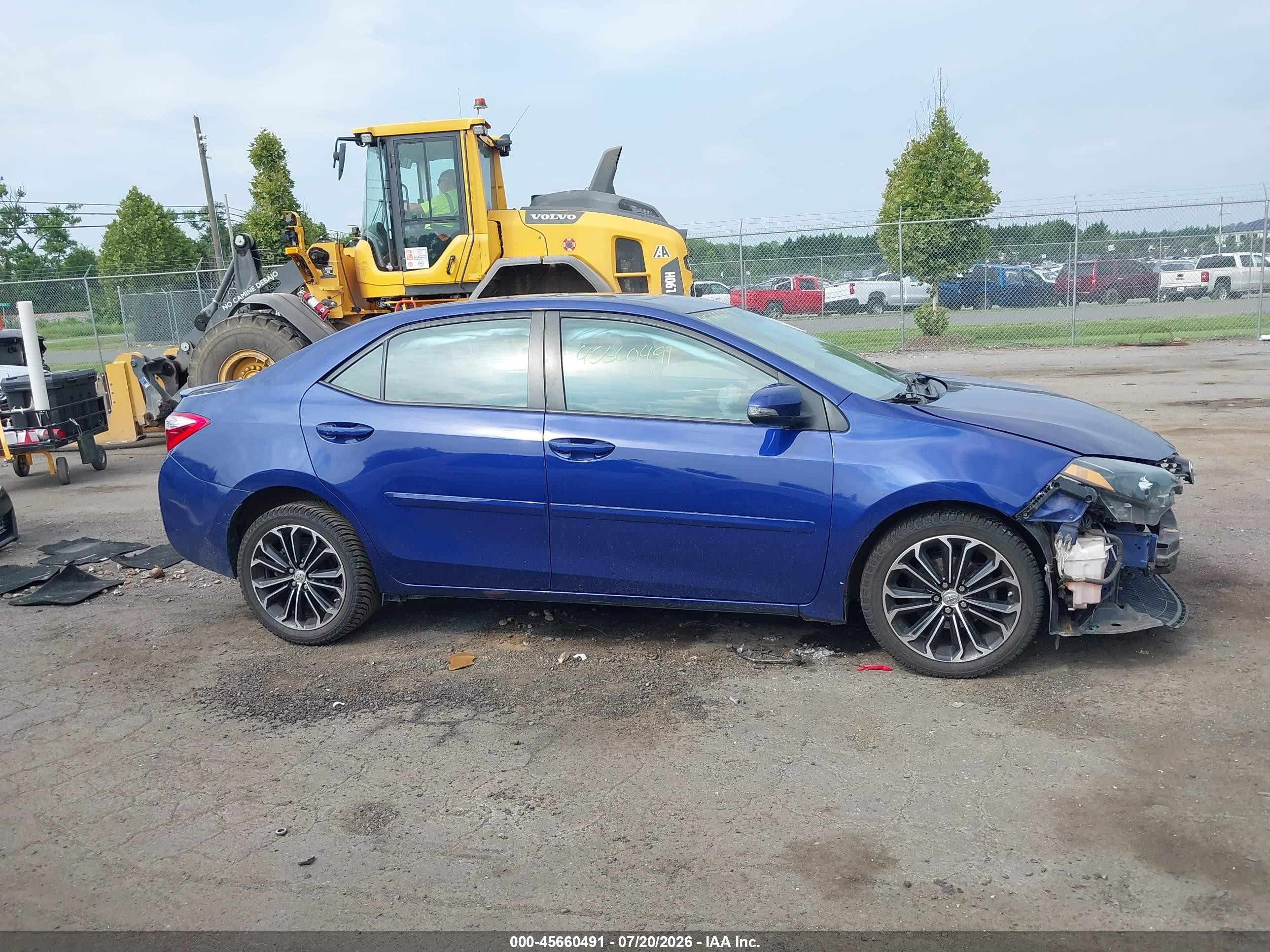 2014 Toyota Corolla S Plus Blue vin: 2T1BURHE5EC039746