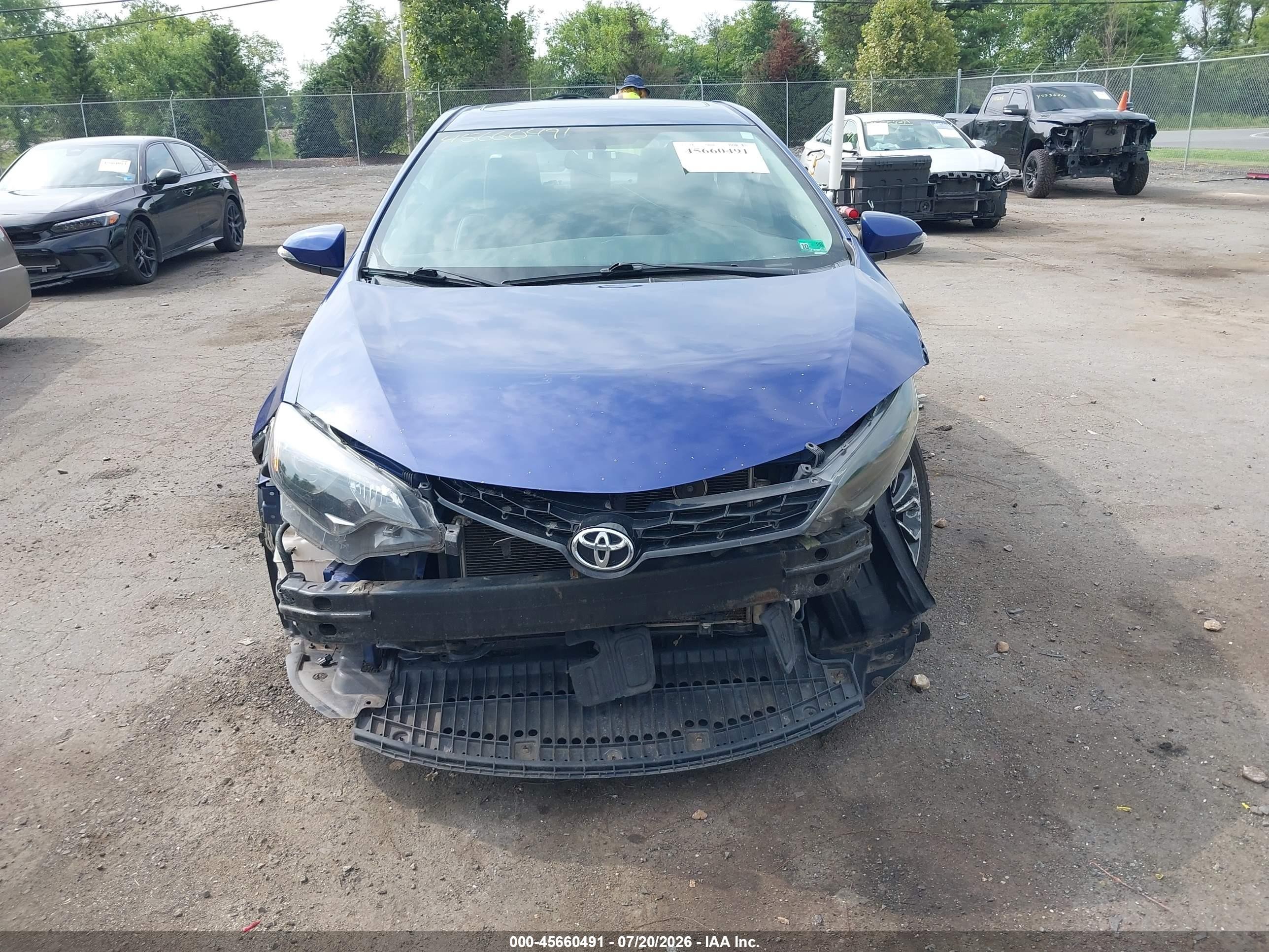 2014 Toyota Corolla S Plus Blue vin: 2T1BURHE5EC039746