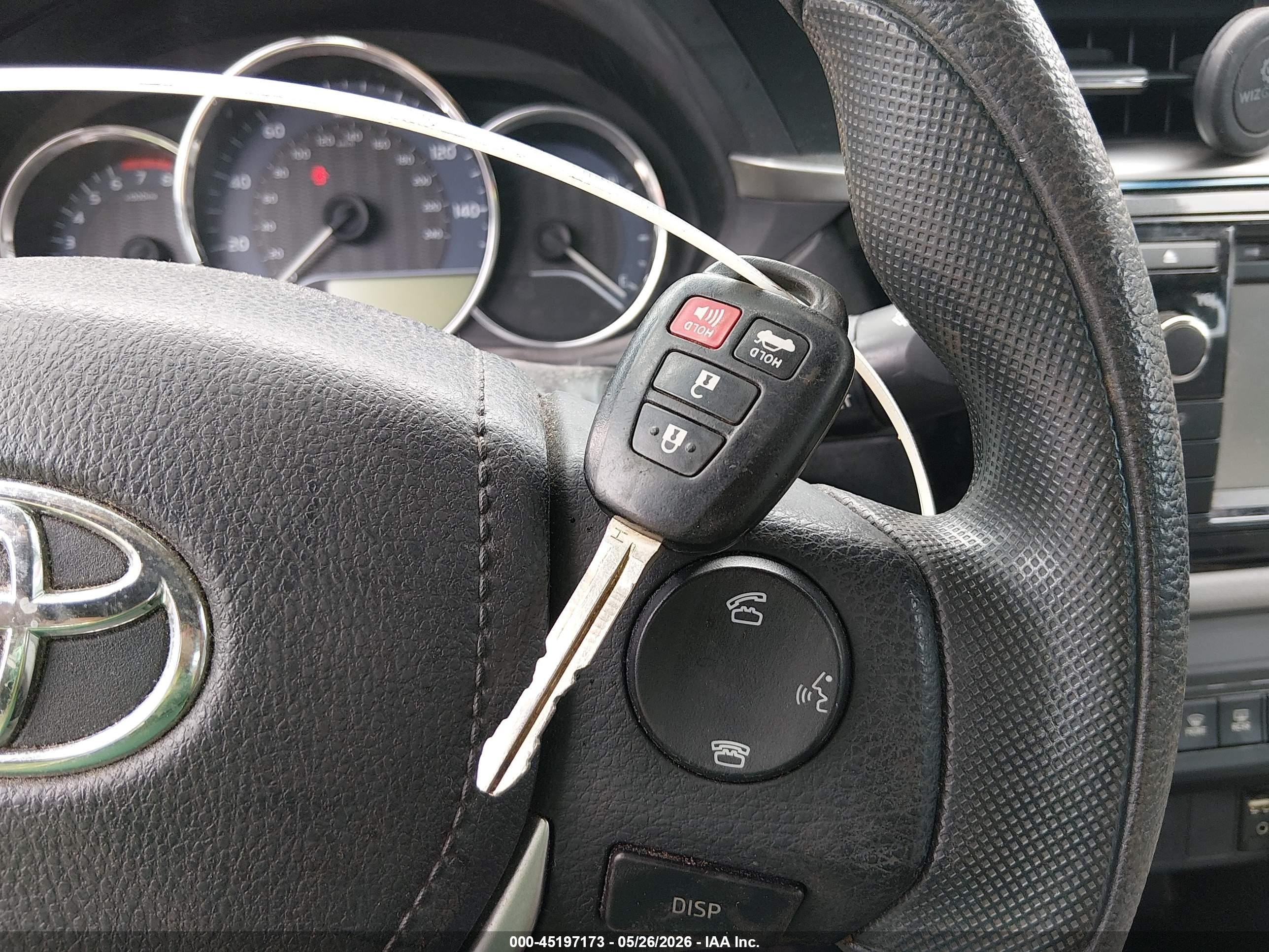 2014 Toyota Corolla Le Green vin: 2T1BURHE5EC042582