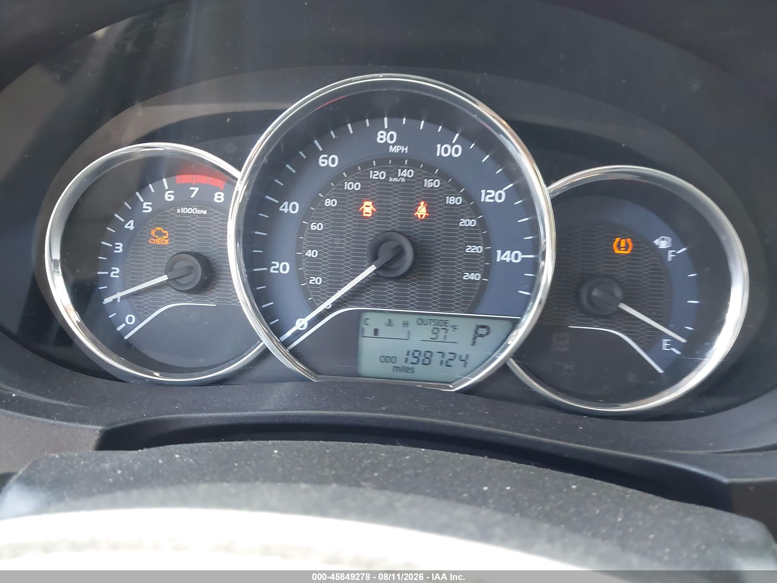 2014 Toyota Corolla Le Cream vin: 2T1BURHE5EC051024