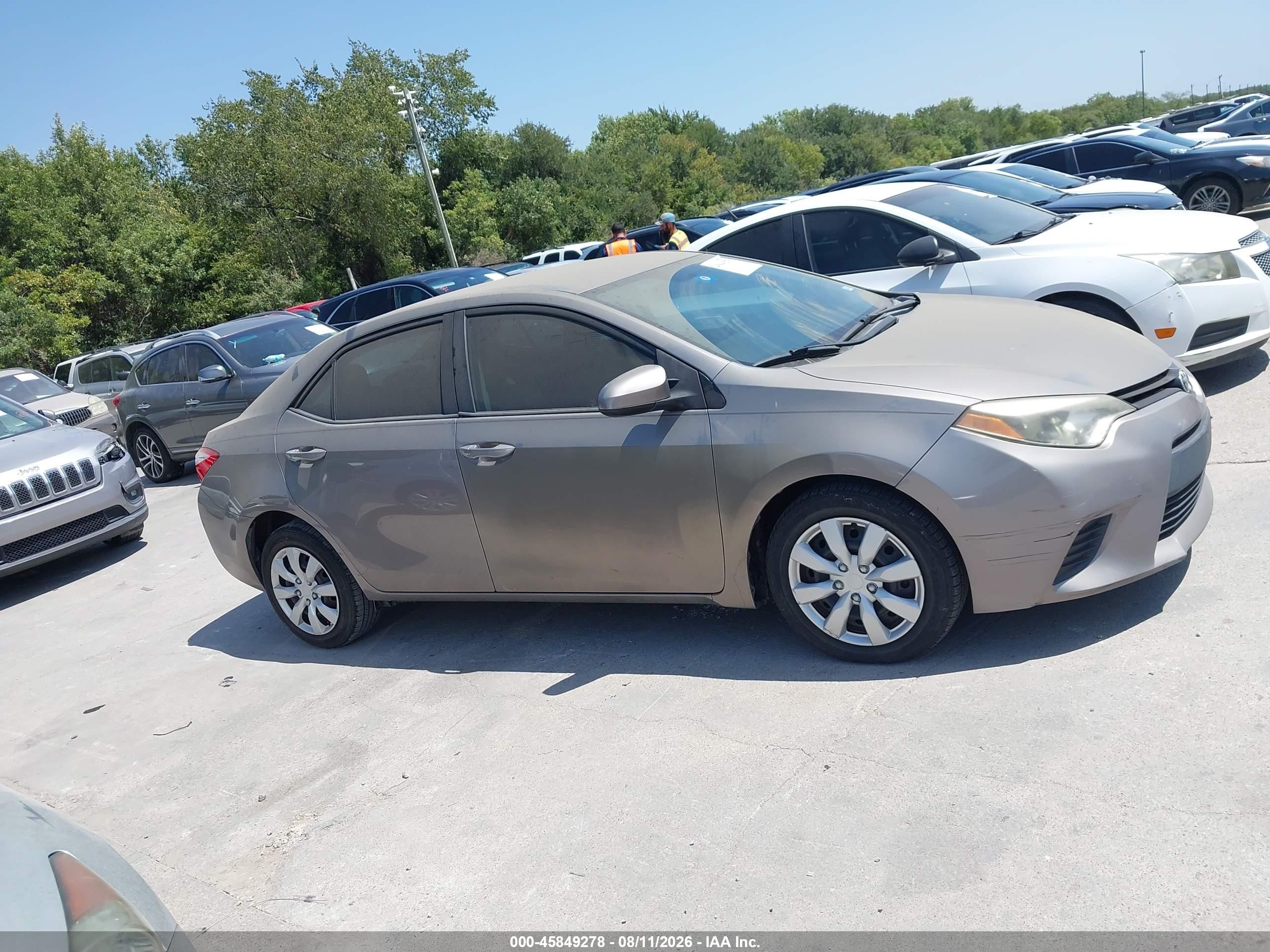 2014 Toyota Corolla Le Cream vin: 2T1BURHE5EC051024
