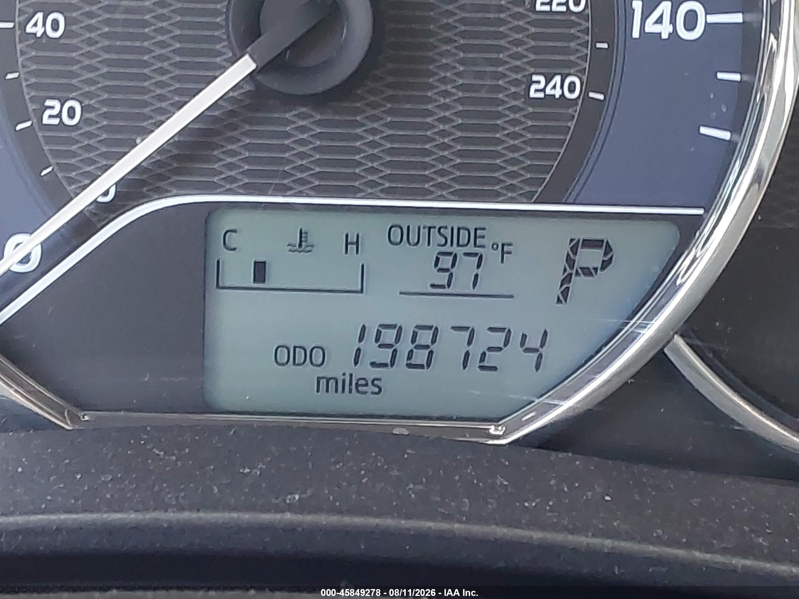 2014 Toyota Corolla Le Cream vin: 2T1BURHE5EC051024