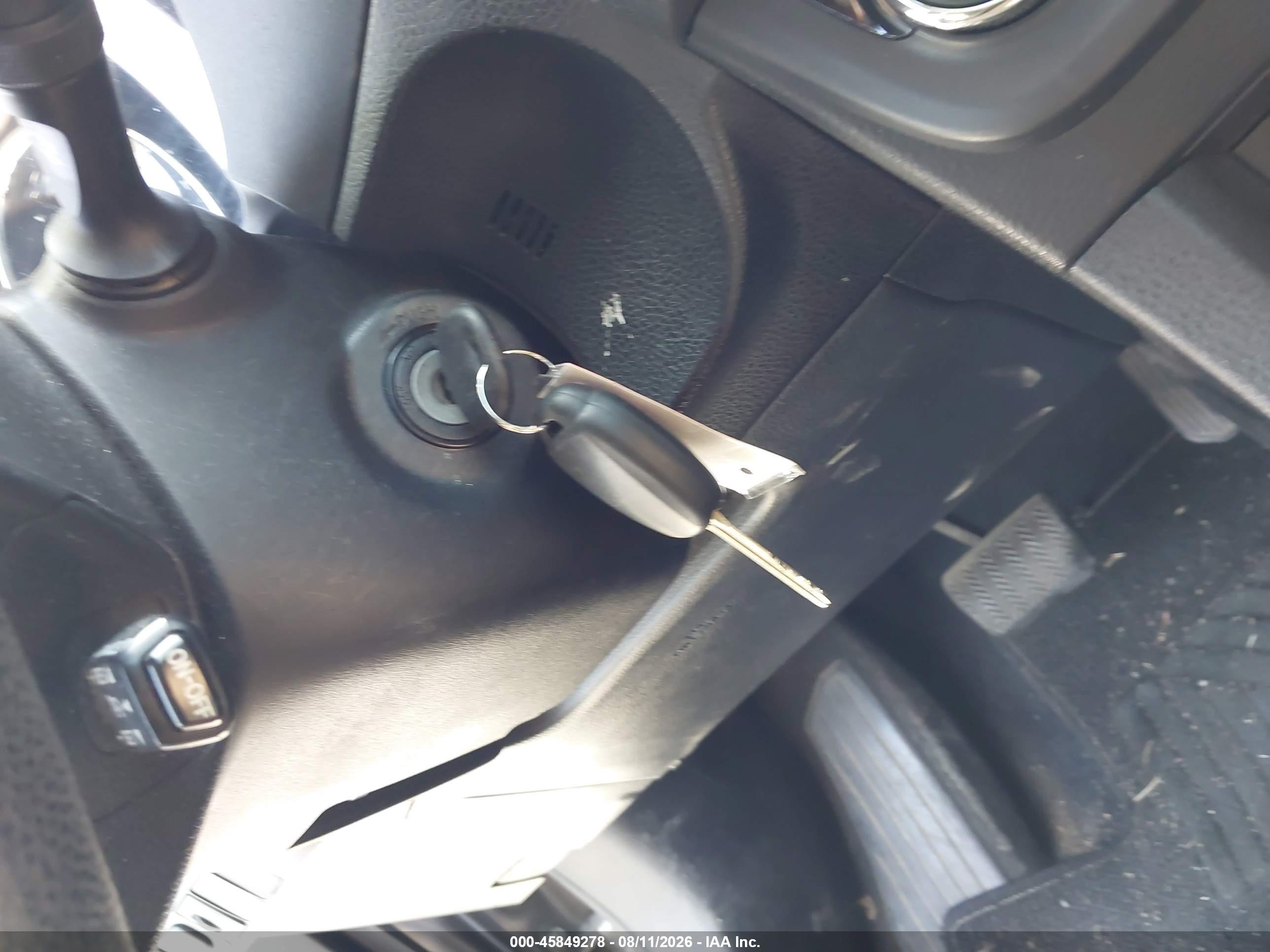 2014 Toyota Corolla Le Cream vin: 2T1BURHE5EC051024