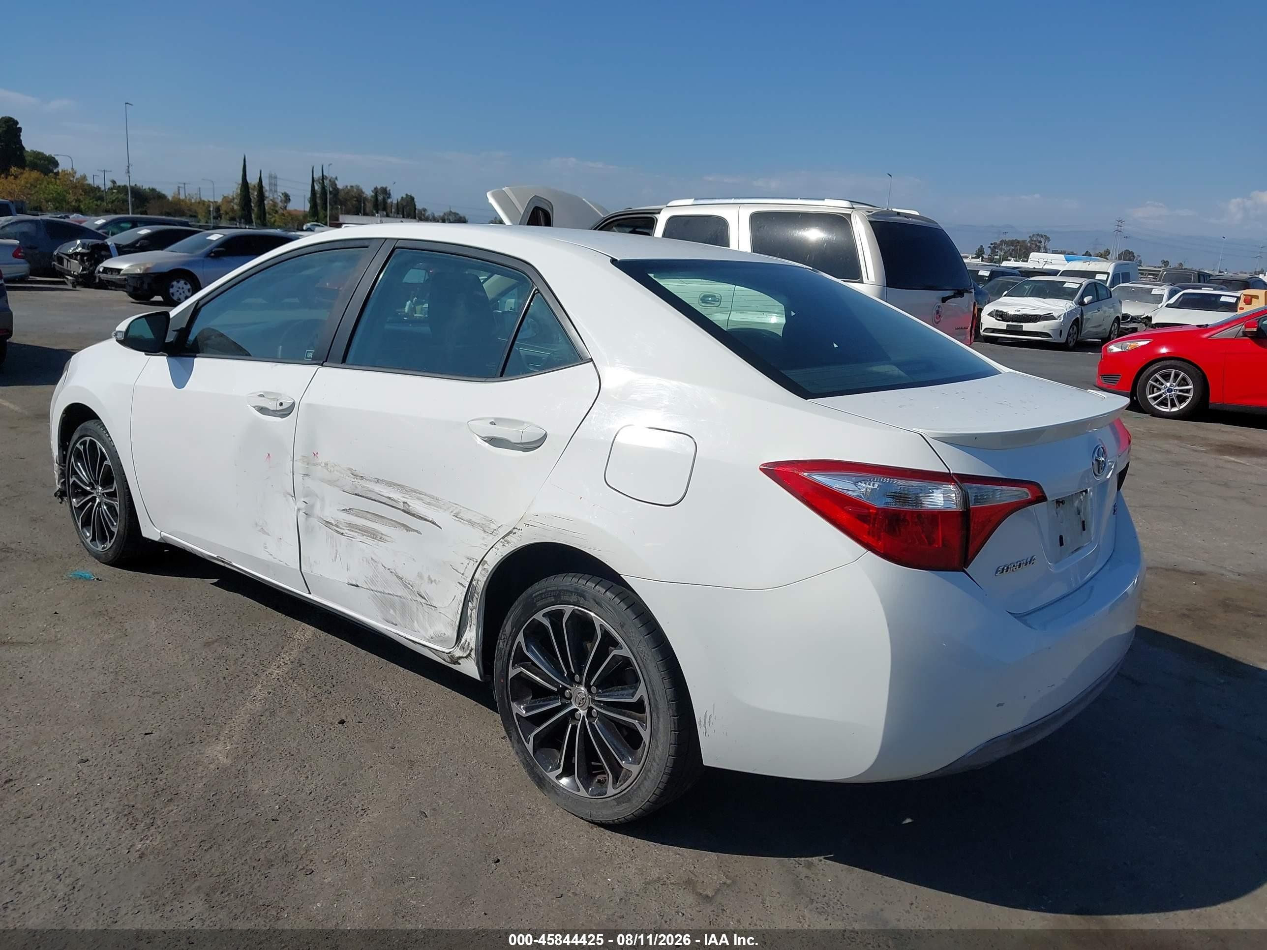 2014 Toyota Corolla S Plus White vin: 2T1BURHE5EC056174
