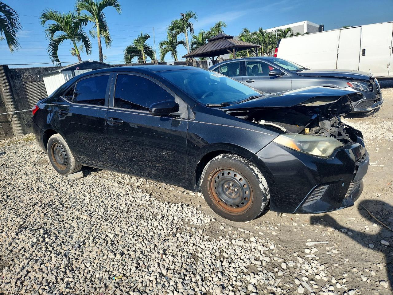 2014 Toyota Corolla Le Black vin: 2T1BURHE5EC084315